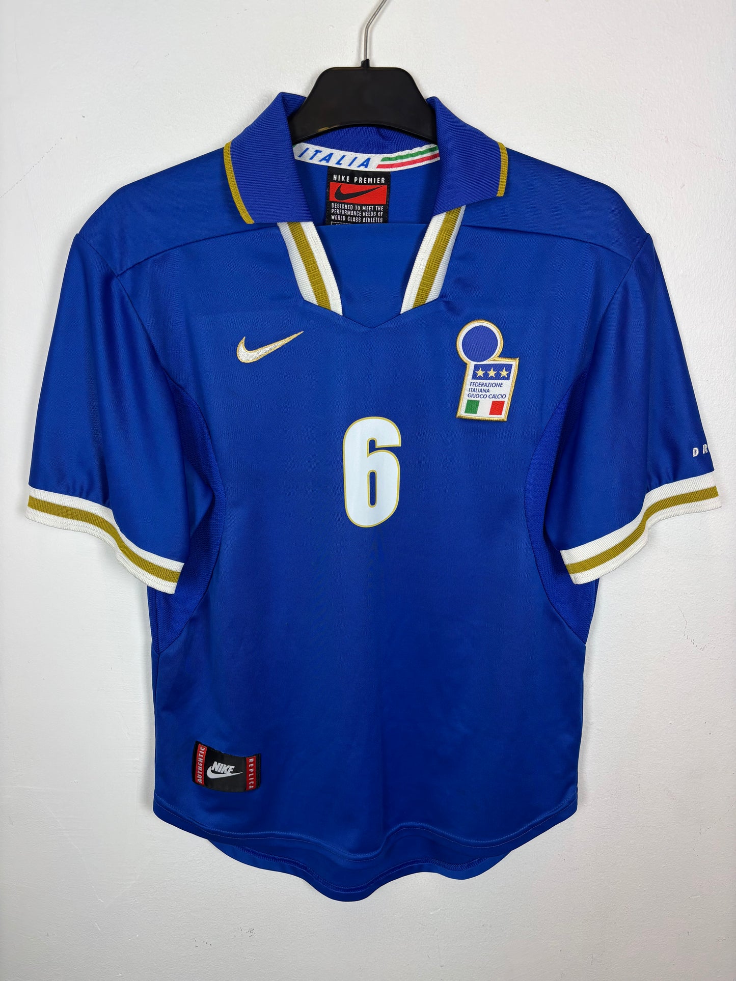 Nike Italy home shirt 1996 with Nesta 6 in excellent 9/10 condition, size S
