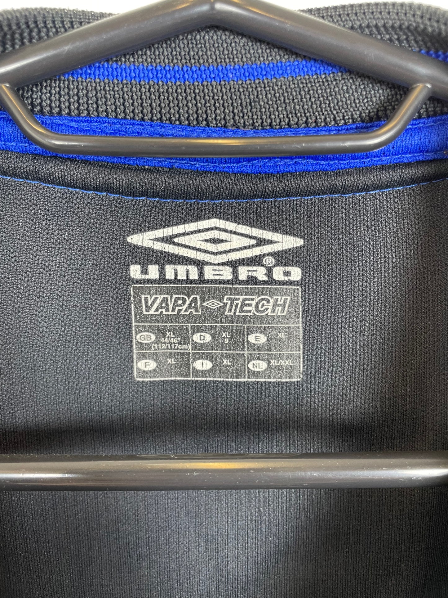 Chelsea Away/Third 02/04 Zola 25