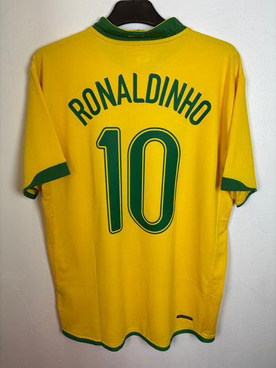 Brazil Home 2006 Ronaldinho 10 - 8/10 - alternate view
