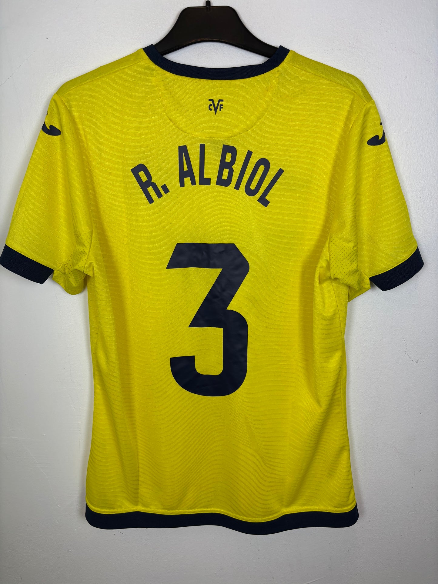 Back view of Joma Villareal home shirt 23/24 showing R. Albiol name and number 3