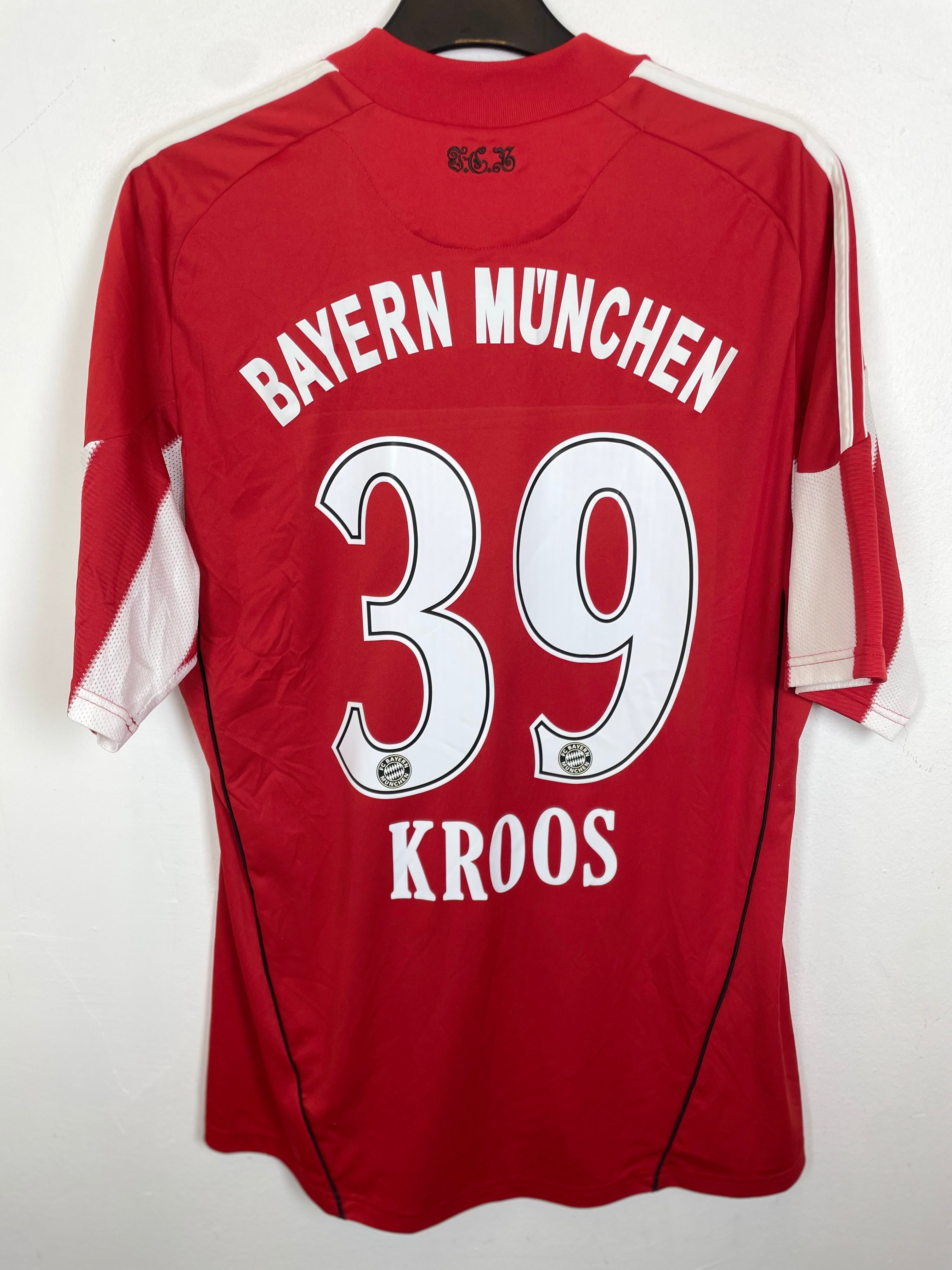 Adidas Bayern Munich 10/11 Home Shirt Kroos 39 | TheFootballIdiots