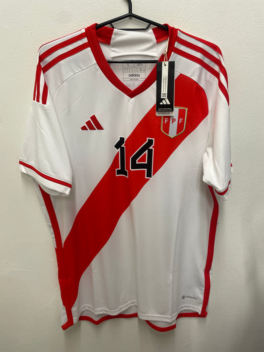 Peru Home 2023 Lapadula 14