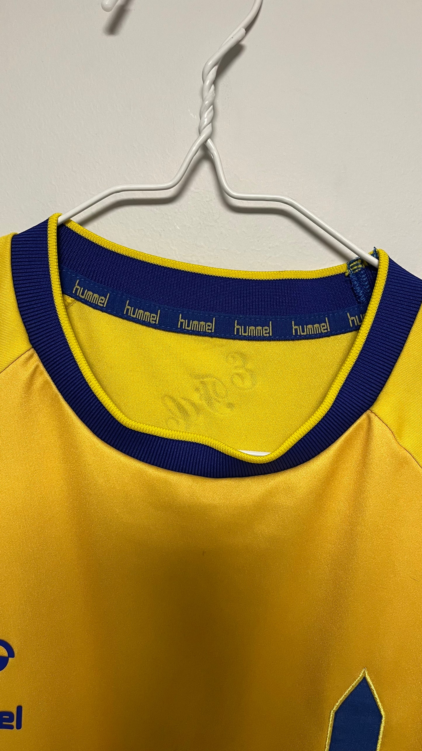 Everton 3rd 22/23 Pickford 1 kids