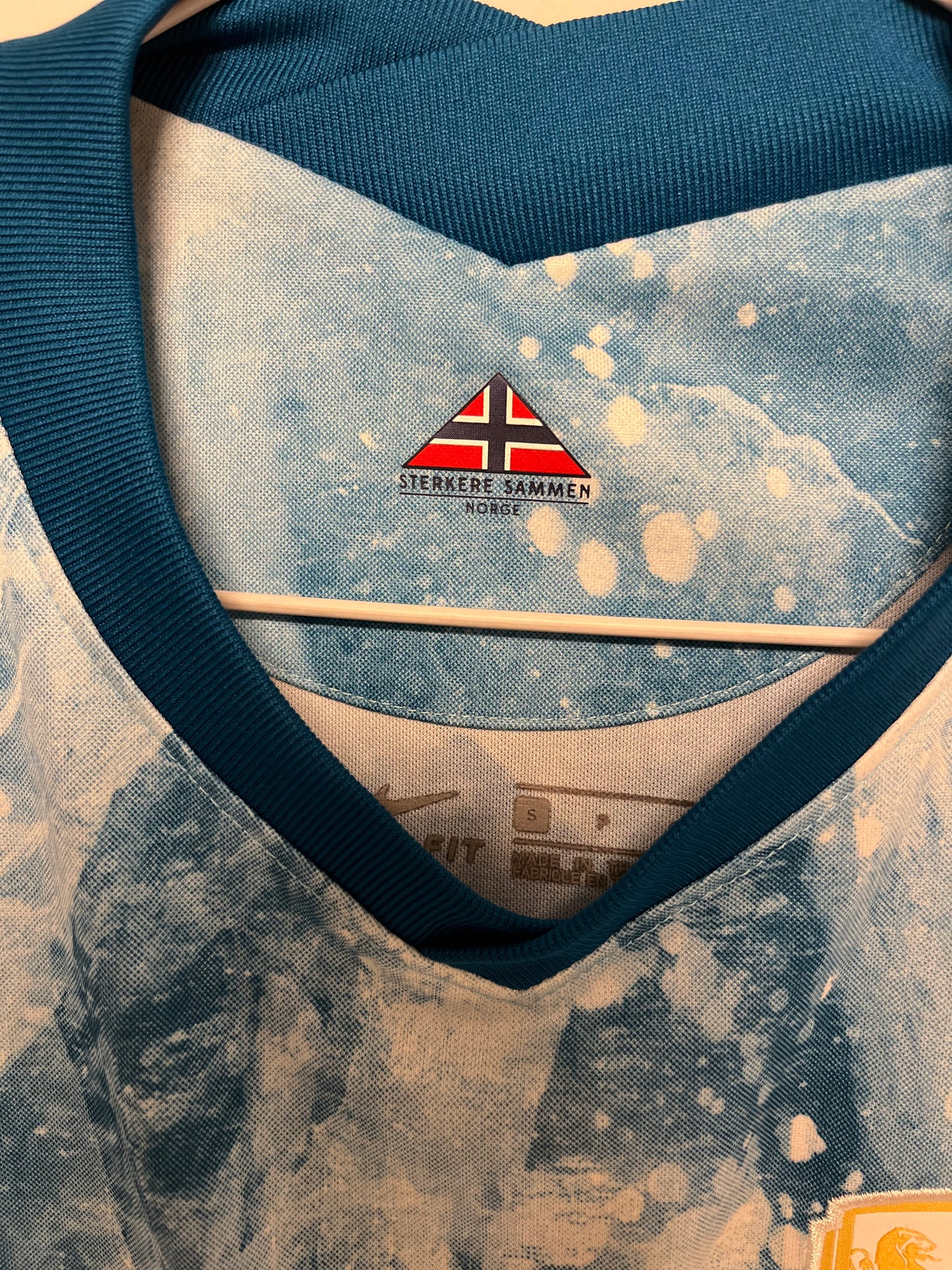 Norway Away 2020 Odegaard 10 - 9/10