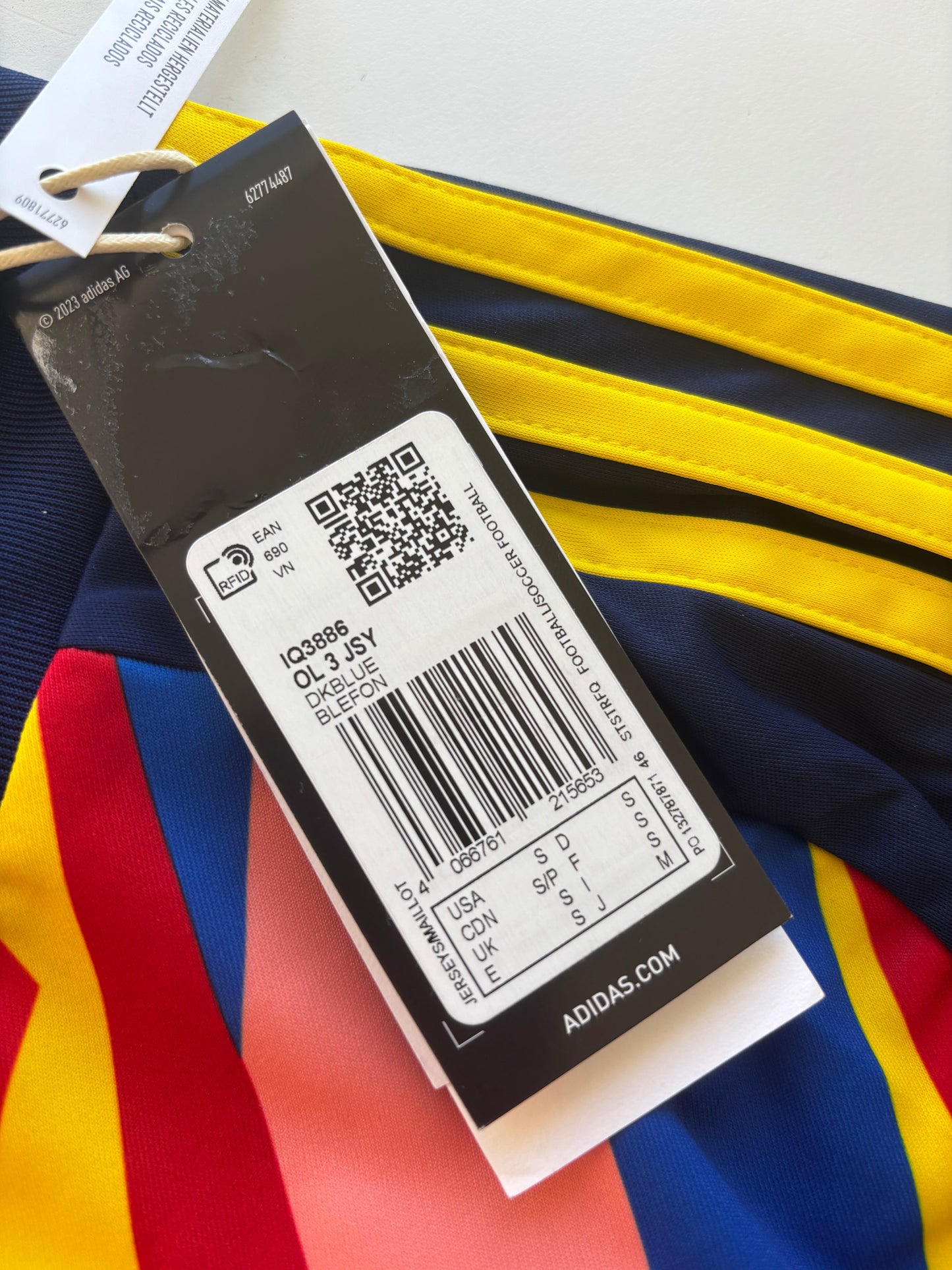 Lyon Away 23/24 Cherki 18