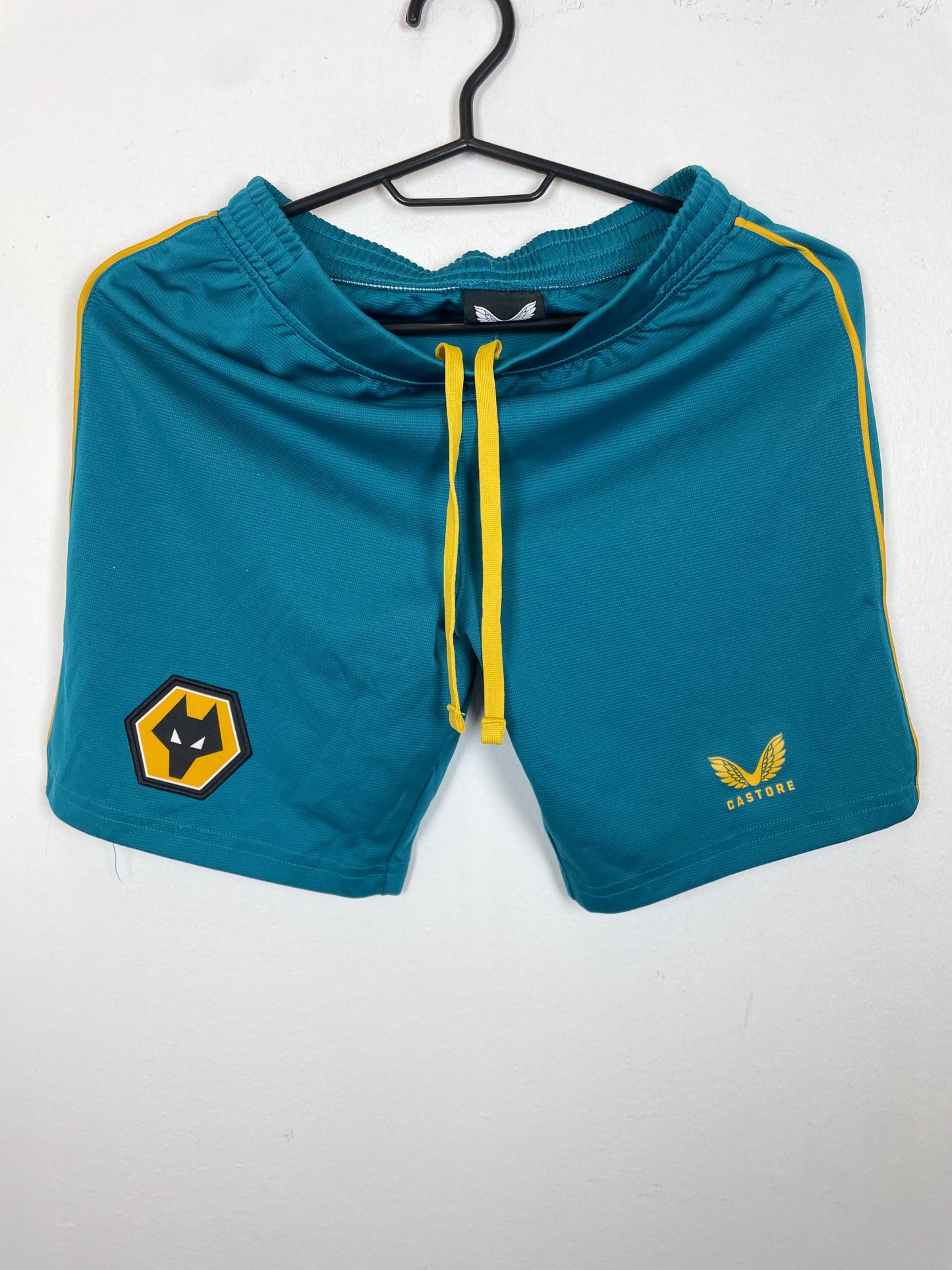 Wolves away shirt 2022/23 fabric texture and material detail showing quality construction