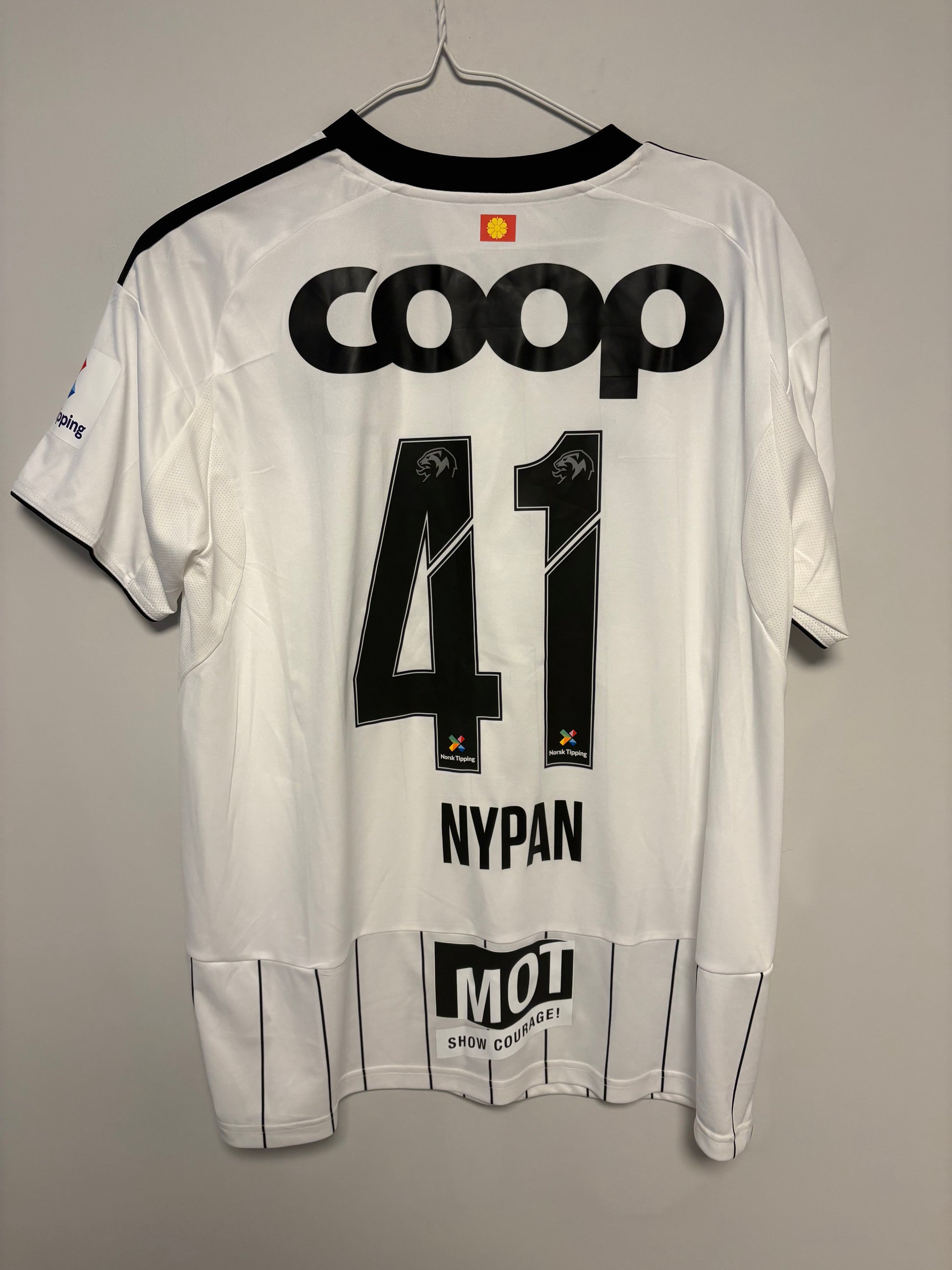 Adidas Rosenborg home football shirt 2025 back view Nypan 41