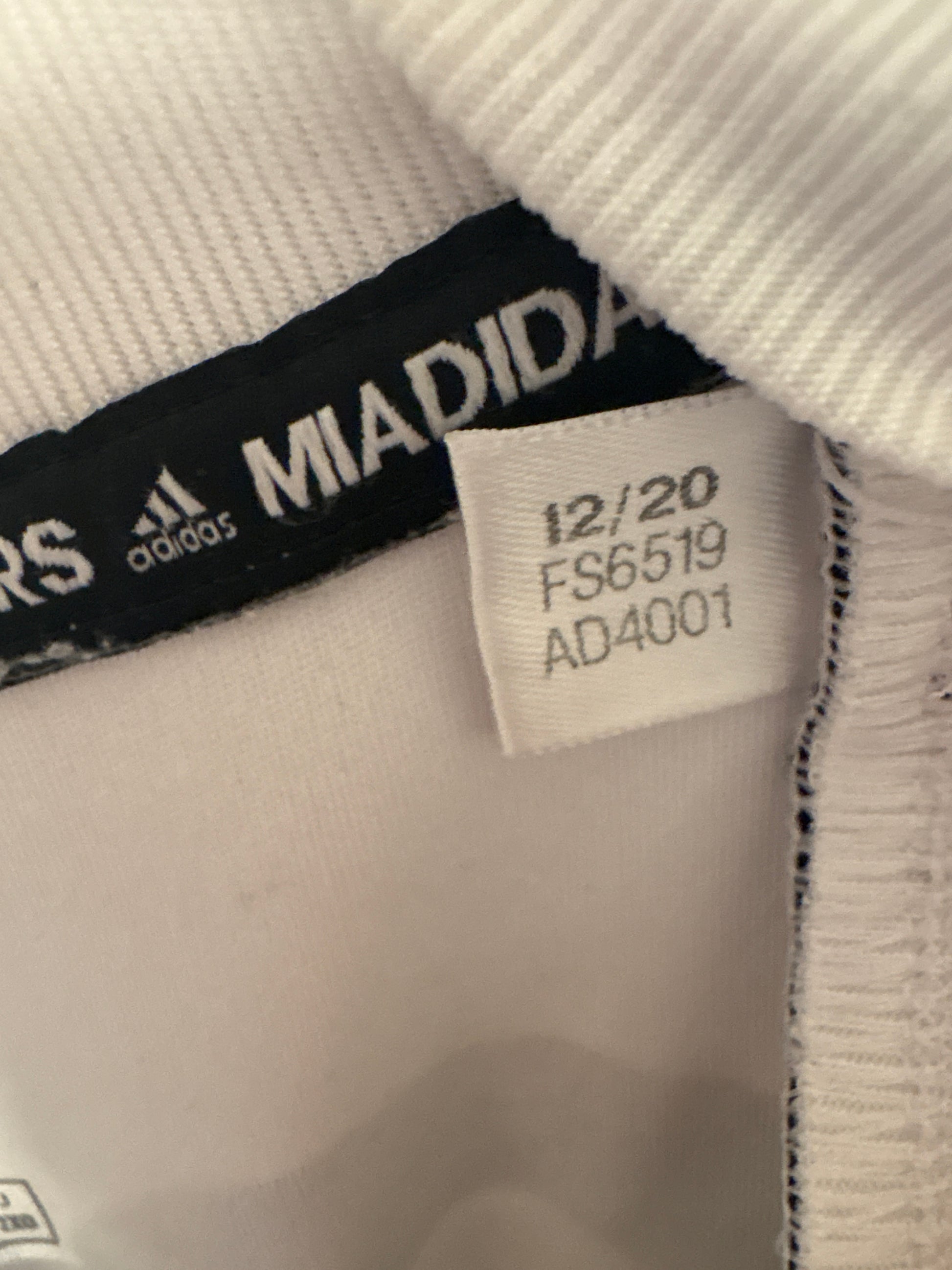 Authentic Rosenborg 2021 kit close up badge and nameset detail