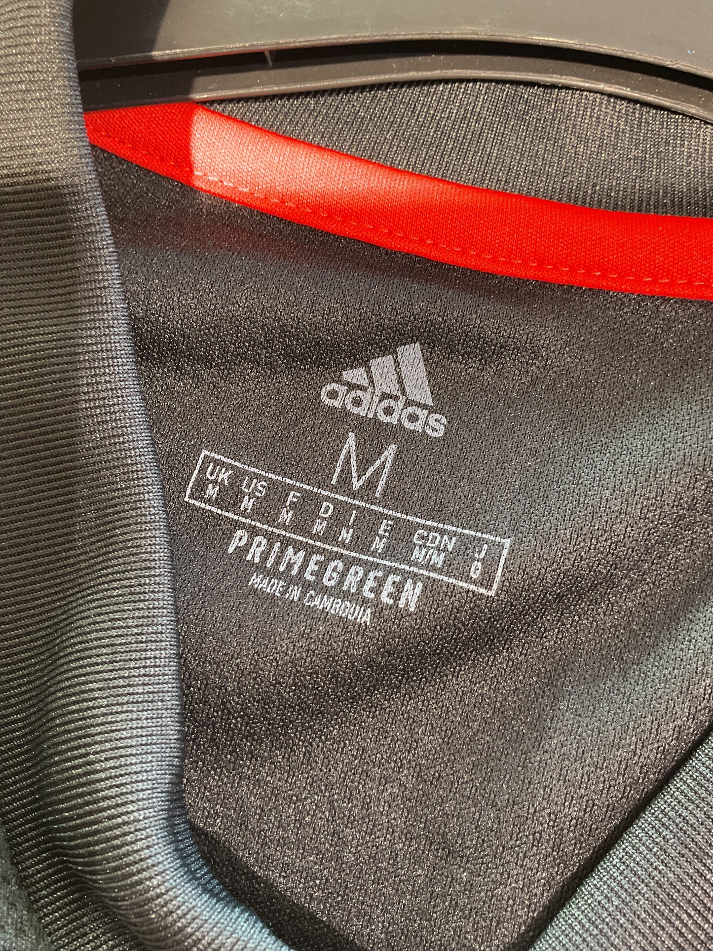 Ajax Third 21/22 Tadic 10