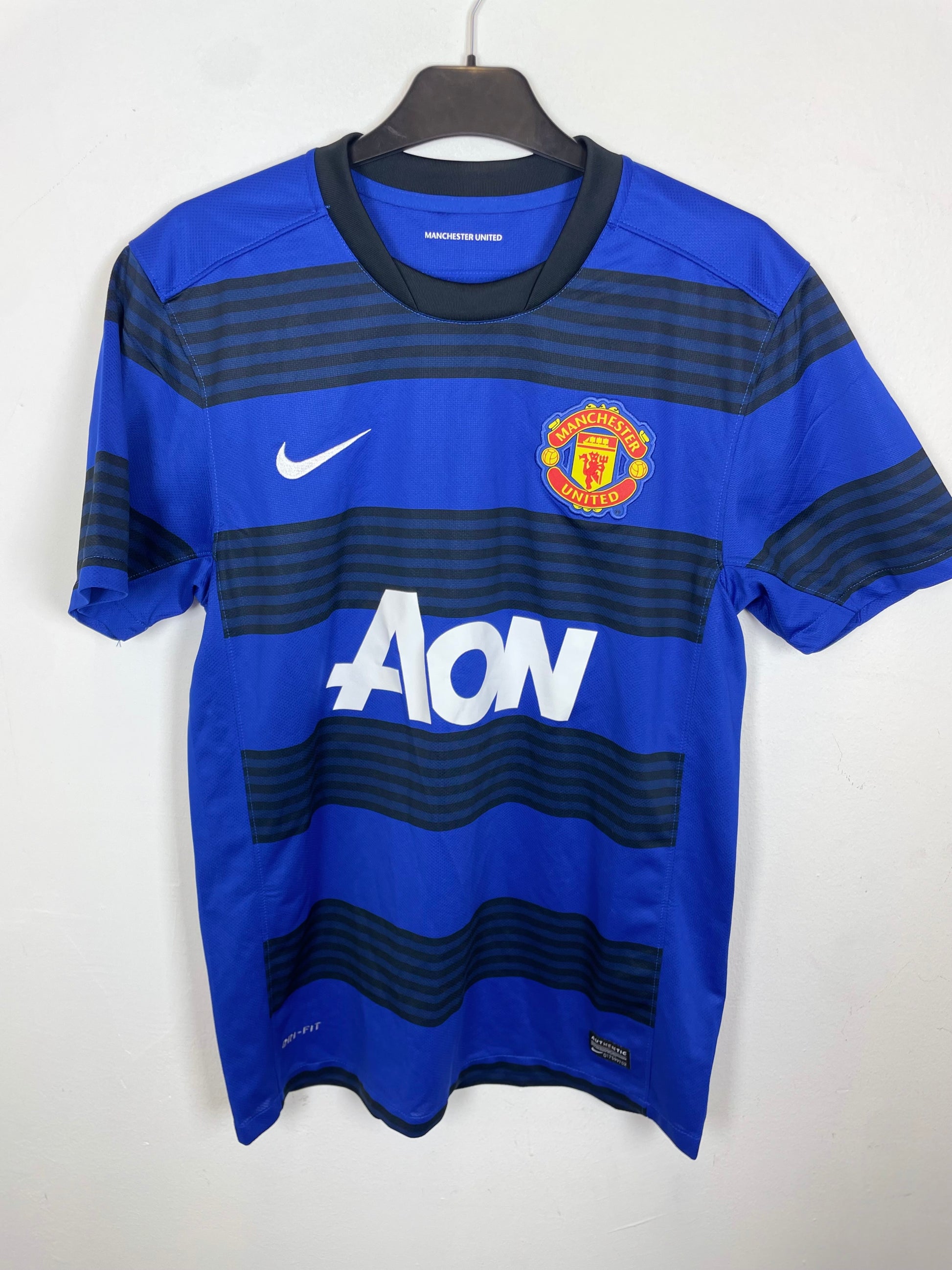 Nike Manchester United 2011-13 away football shirt in blue with AON sponsor, excellent 9/10 condition