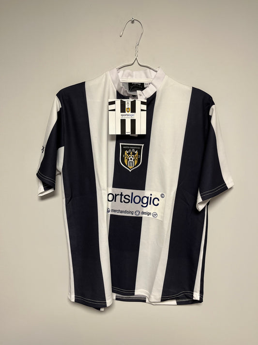 Notts County Home 00/01 kids