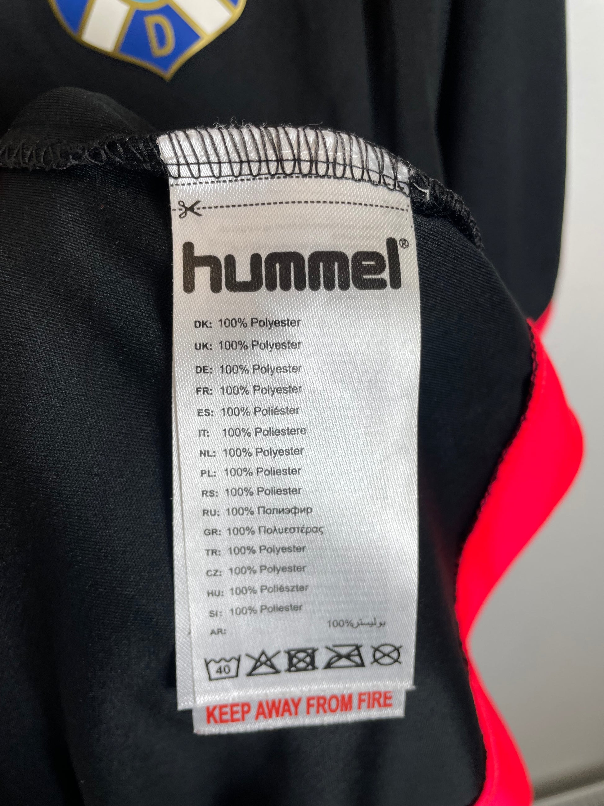 Interior care label and size XL tag details of Hummel CD Tenerife 2018/19 third shirt