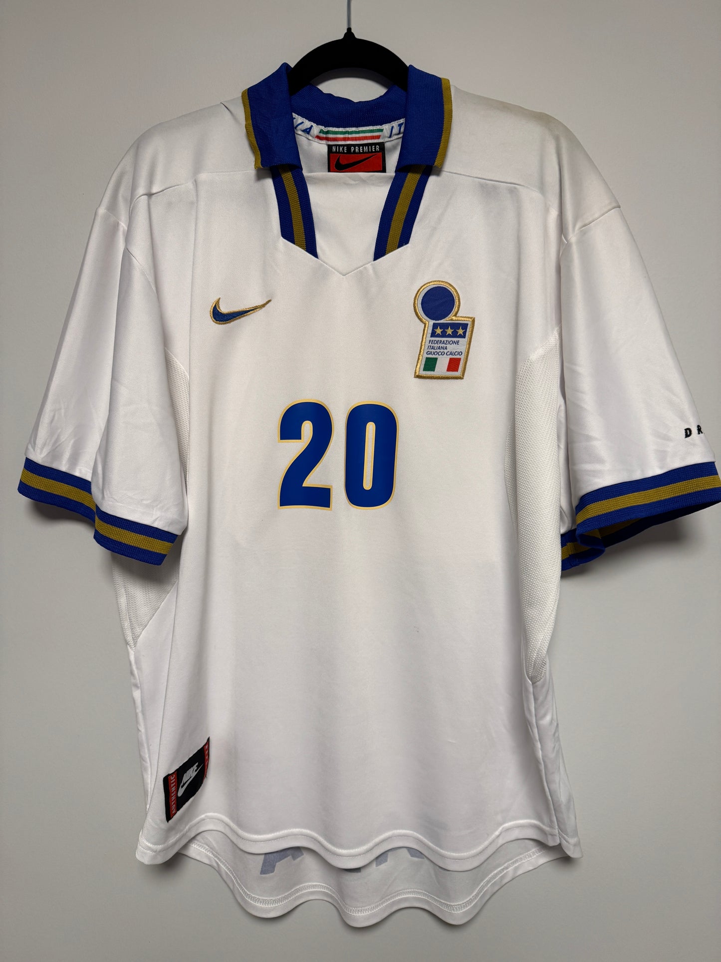 Italy Away 1996 Ravanelli 20