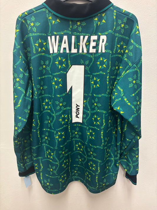 Tottenham Hotspurs GK 96/97 Walker 1