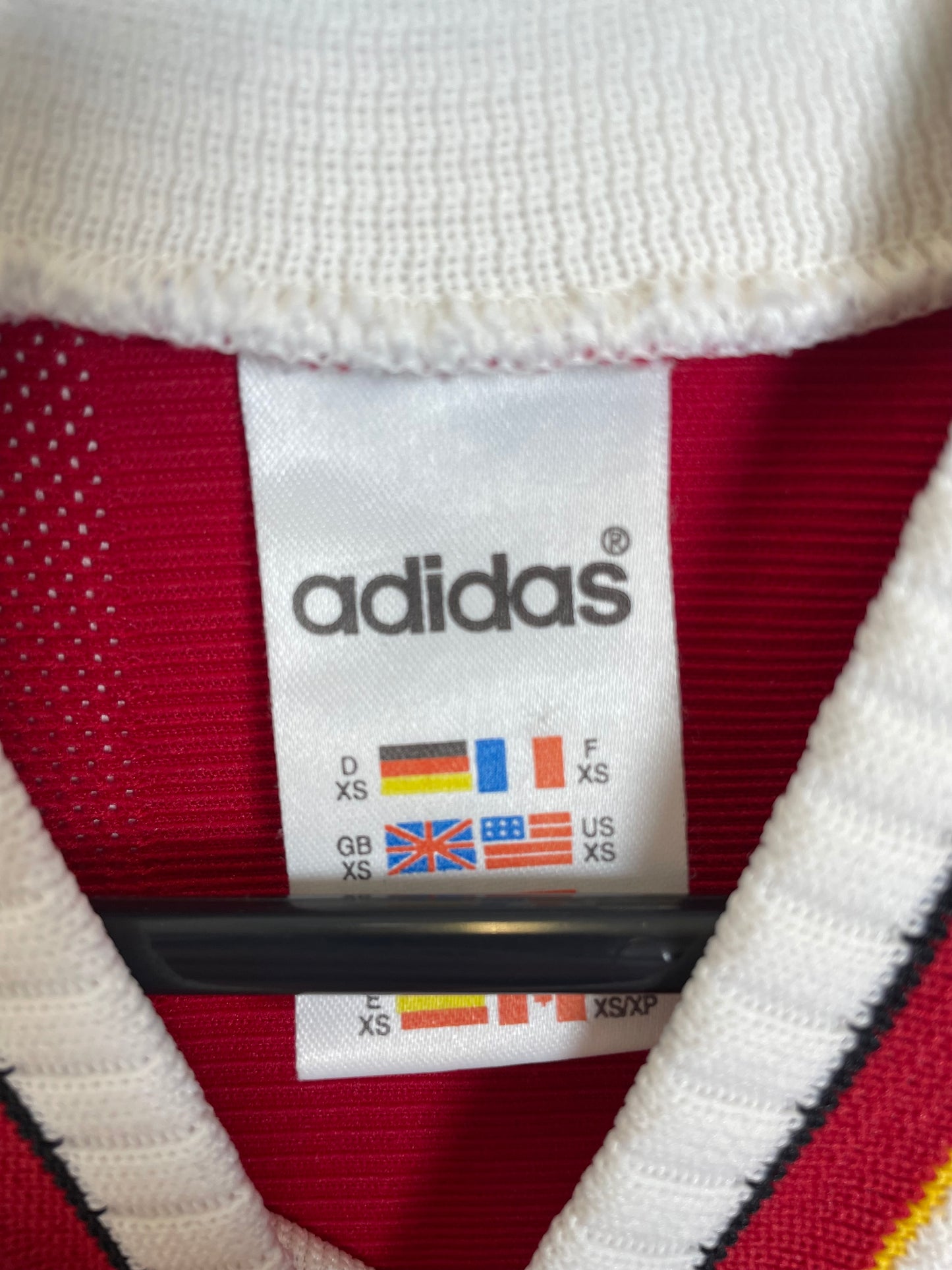 Liverpool Home 95/96 Kids