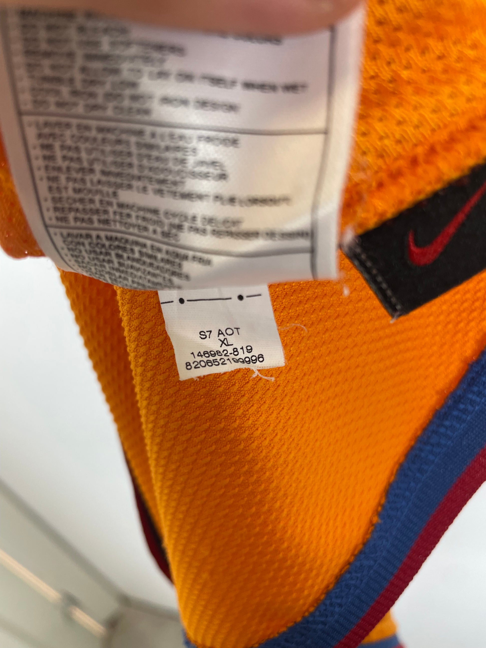 Barcelona 06/07 away — Nike inner tag and La Liga badge detail