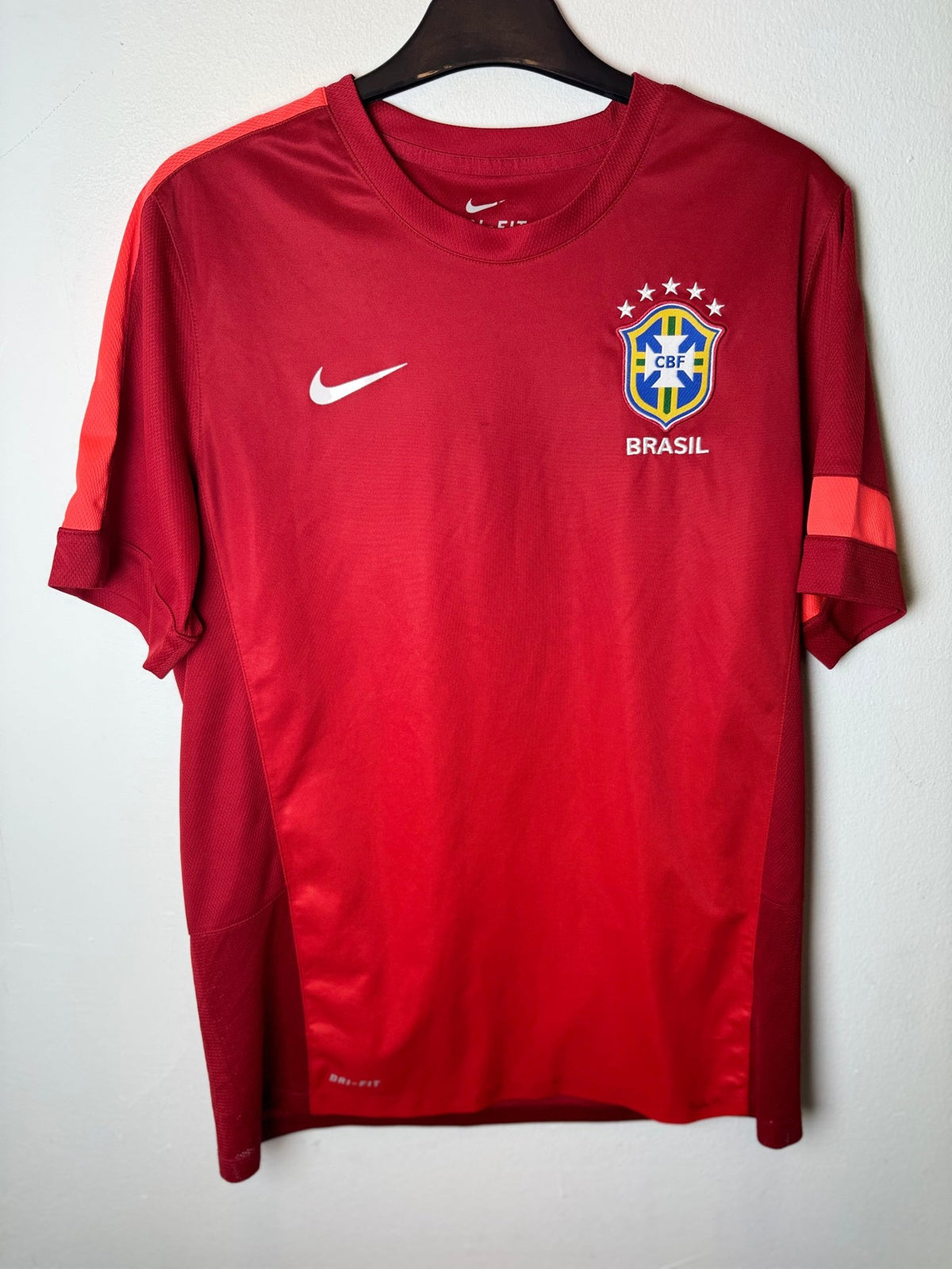 Nike Brazil 13/14 Training Shirt - 7/10 - TheFootballIdiots