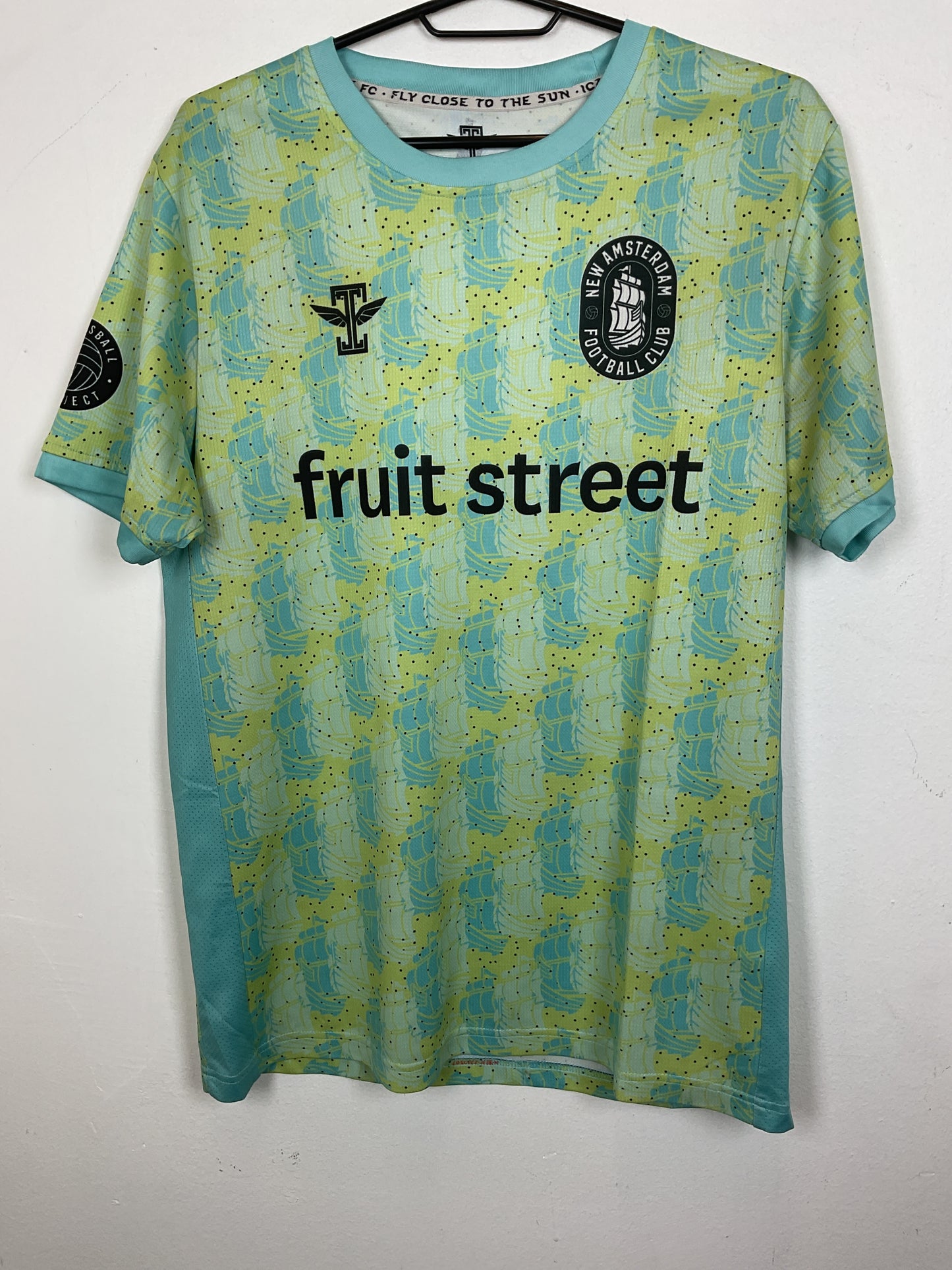 New Amsterdam third kit shirt 21/22 season in medium size, new condition