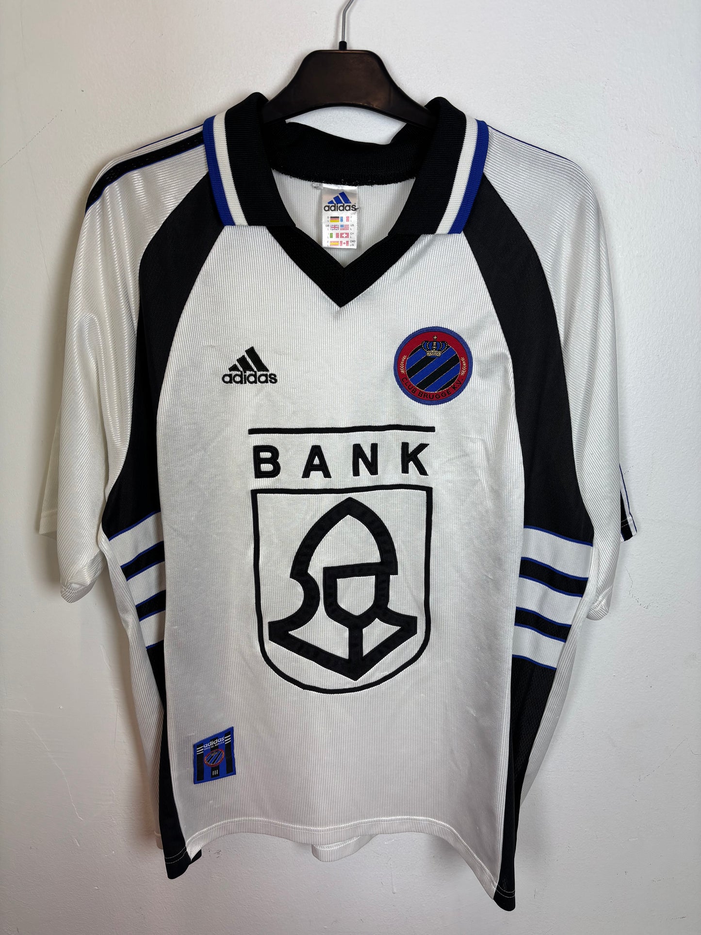 Club Brugge away shirt 1998/99 season in excellent condition, size L vintage football jersey
