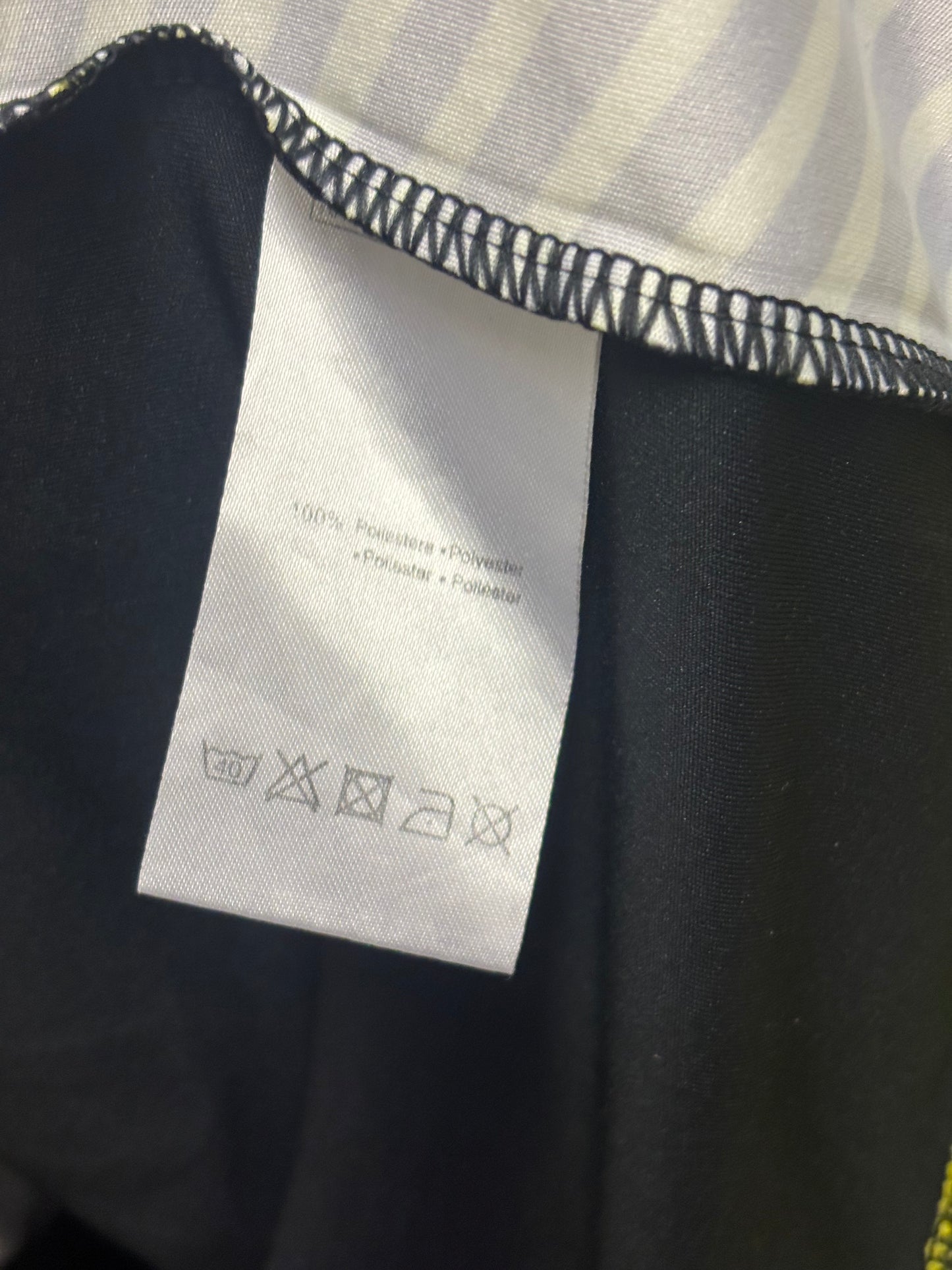 Borussia Dortmund Away 09/10 M.Götze 31