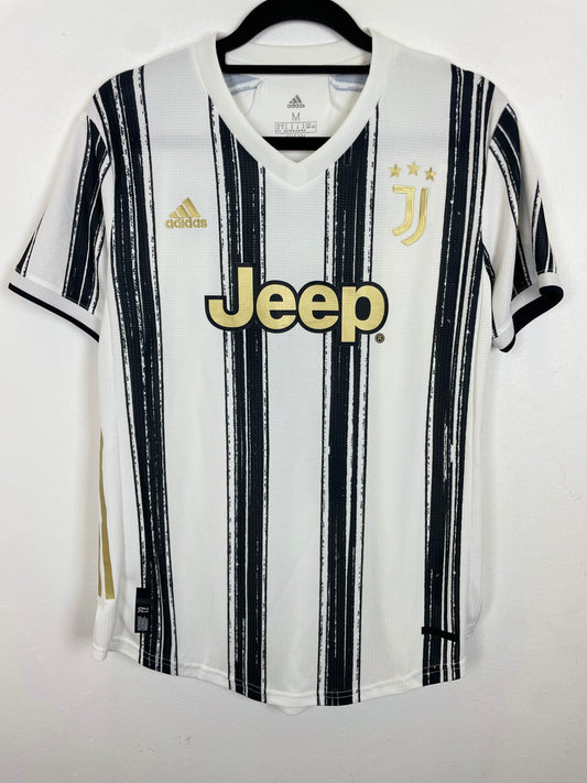 Adidas Juventus 2020/21 home shirt in women's player spec cut with the Ronaldo 7 nameset, genuine original football shirt