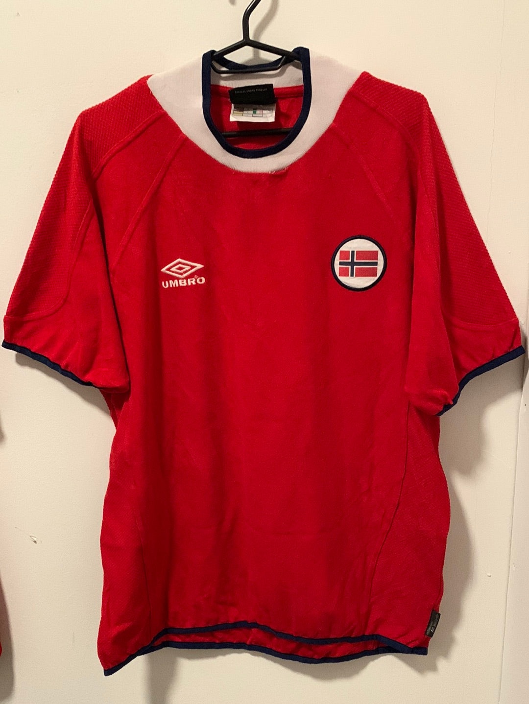 Norway Home 00/02