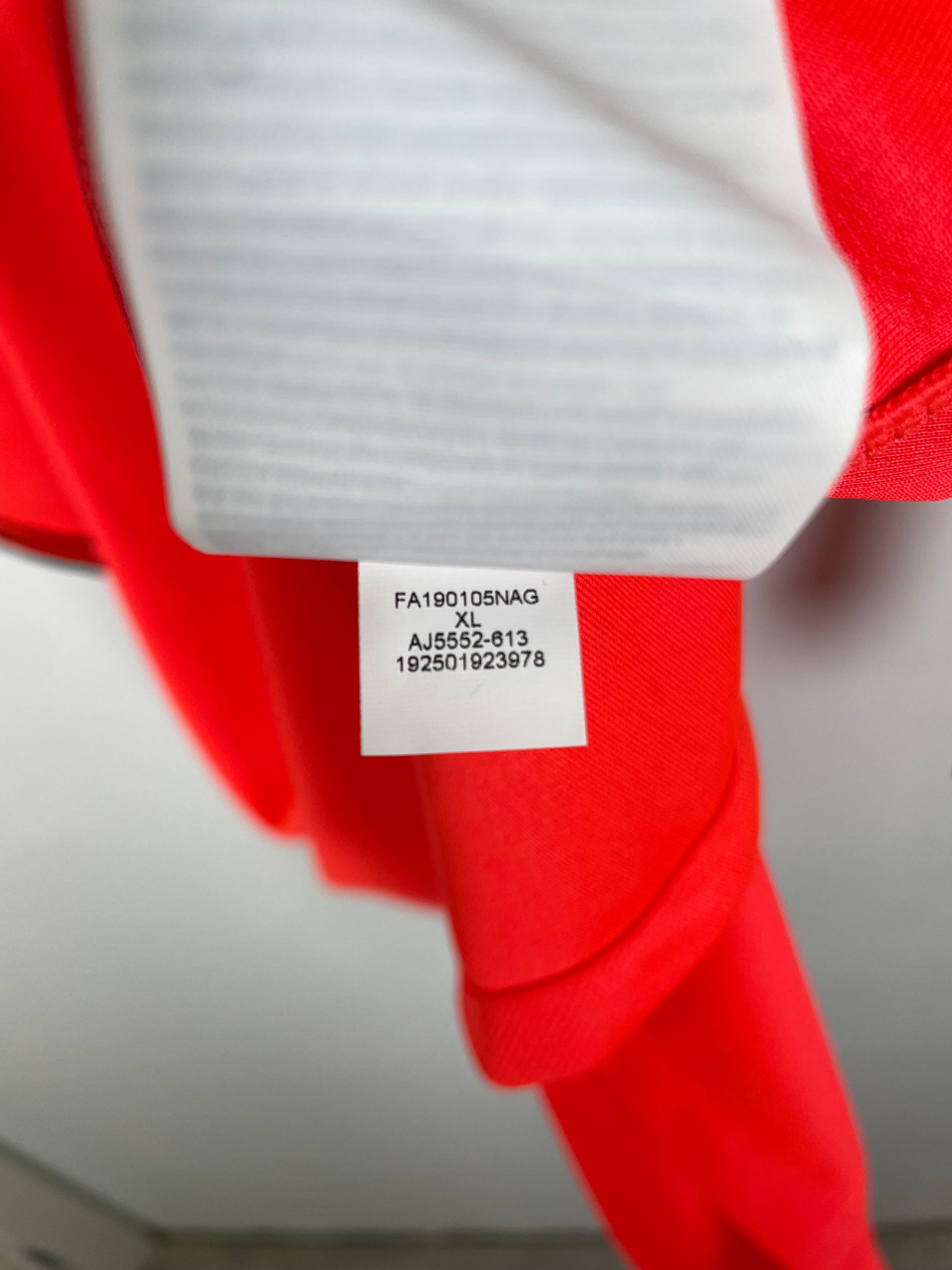 PSG 2019/20 away jersey sponsor logo and fabric construction details showing premium quality
