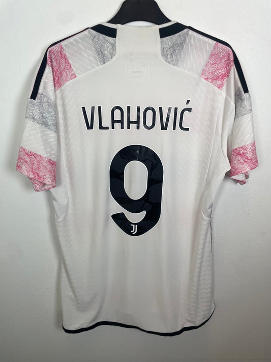 Juventus Away 23/24 Vlahovic 9 Player Spec