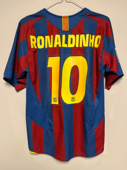 FC Barcelona Home 05/06 Ronaldinho 10 - 8/10