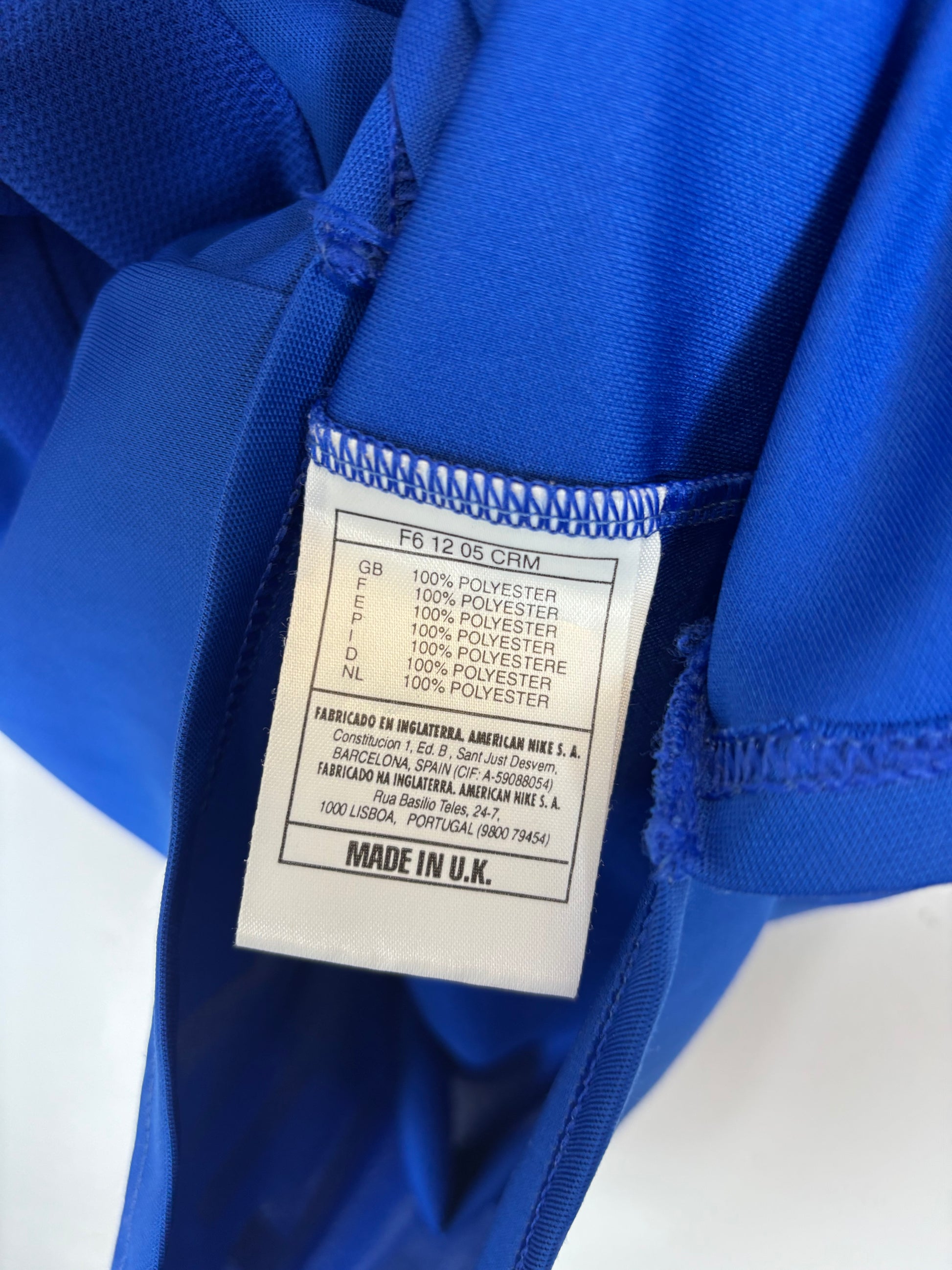 Nike Italy home shirt 1996 size S with Nesta 6 - detailed view of excellent 9/10 condition