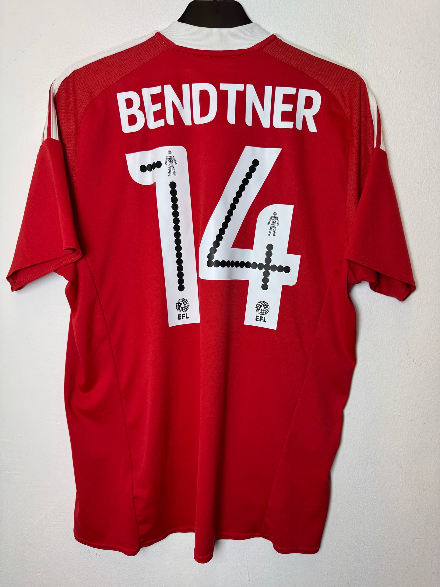 Adidas Nottingham Forest 16/17 Home Bendtner 14 - 8/10