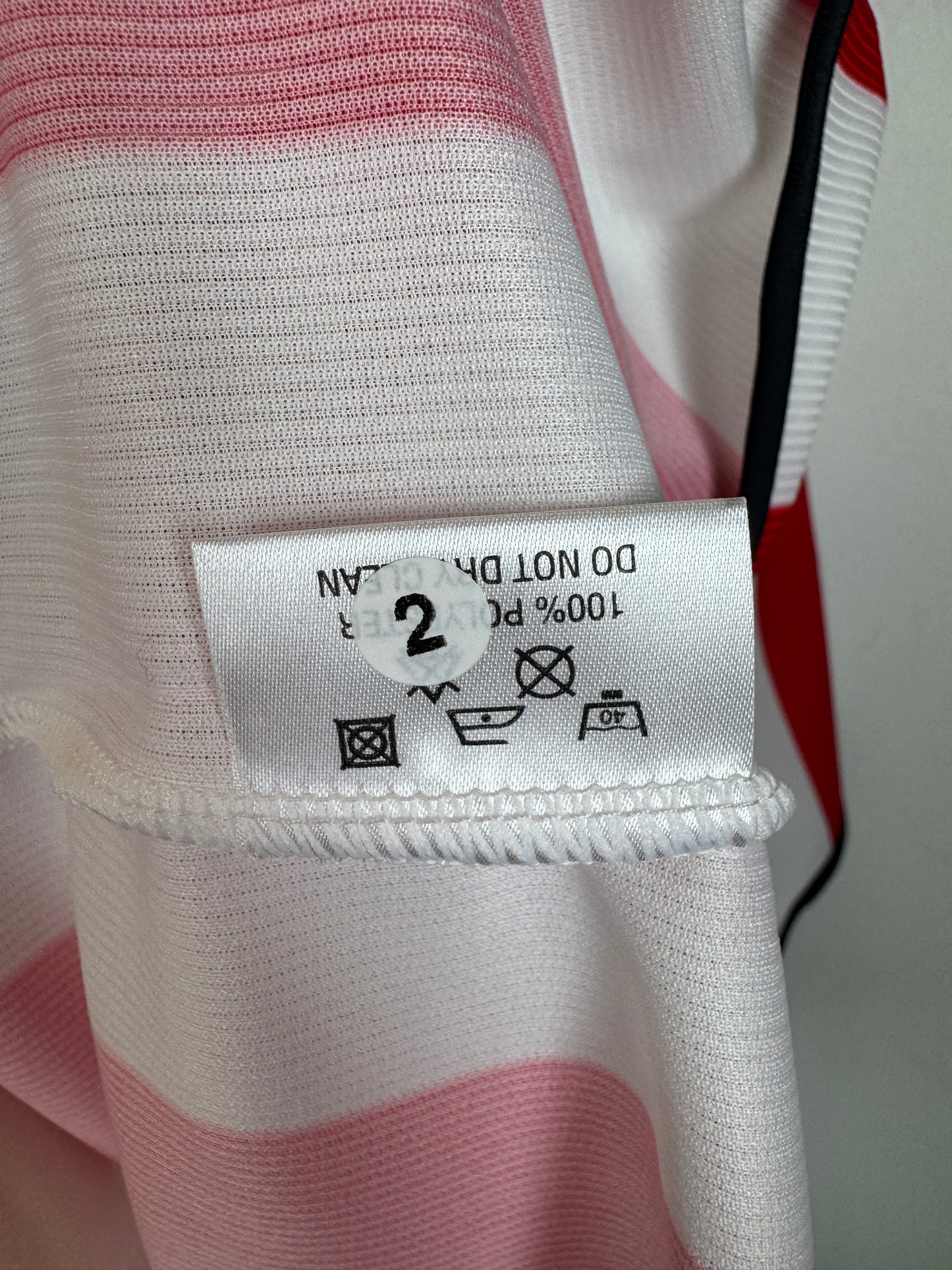 Southampton Home 05/06 Lundekvam 5