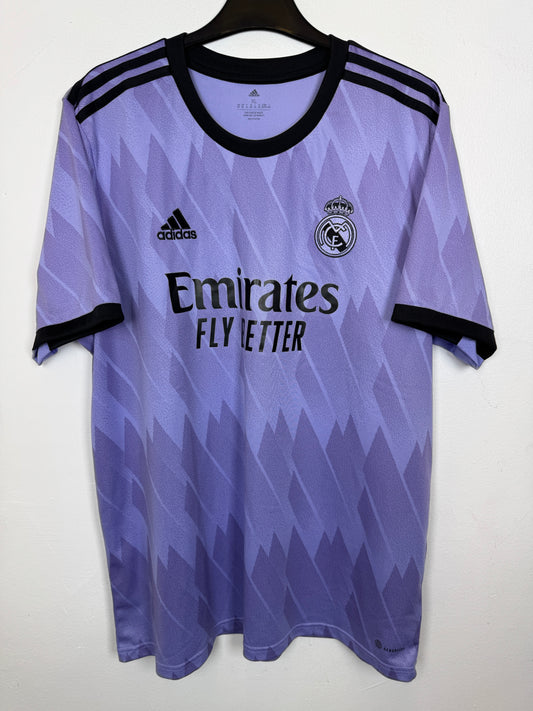 Real Madrid Away 22/23 Valverde 15