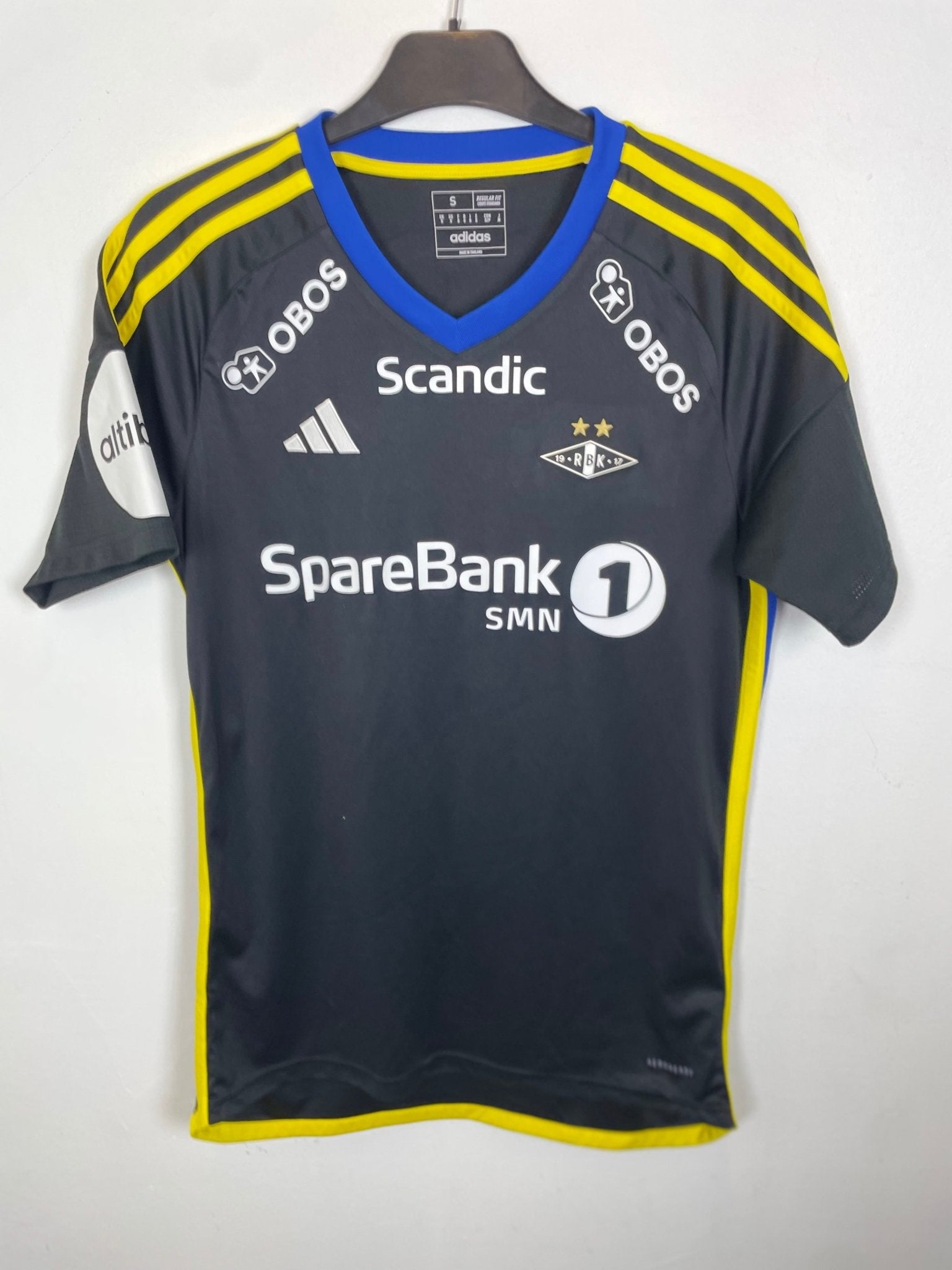 Adidas Rosenborg BK 2023/24 third football shirt with the Pereira 19 nameset and club crest, genuine original football shirt