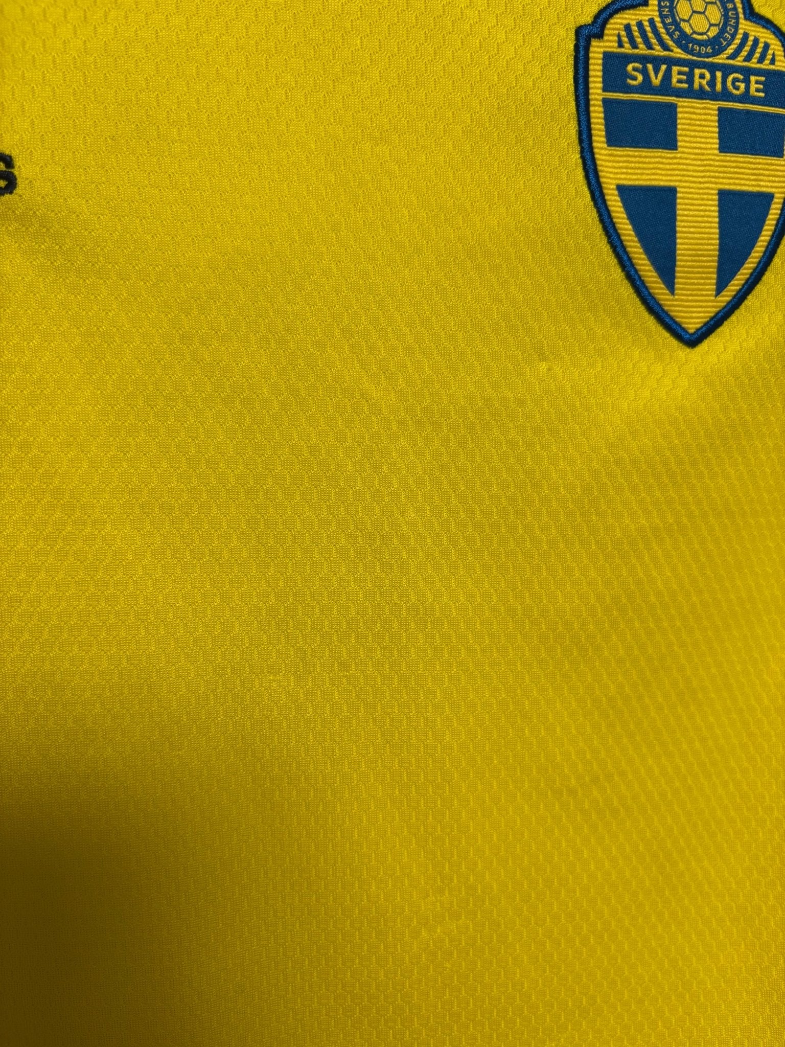 Adidas Sweden Home 2020 Kids - 8/10 - TheFootballIdiots