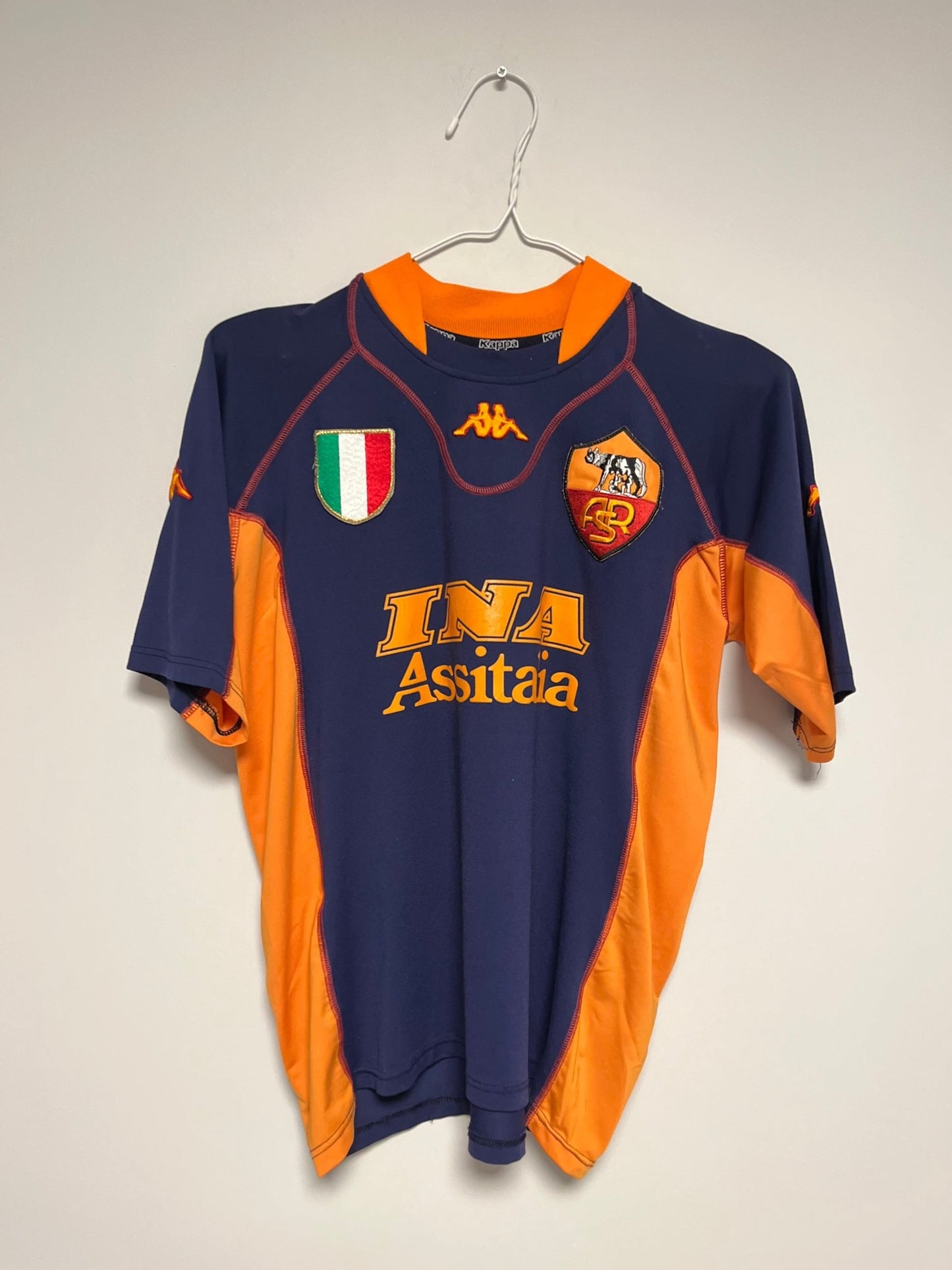 AS Roma Away 01/02 Batistuta 20 - TheFootballIdiots
