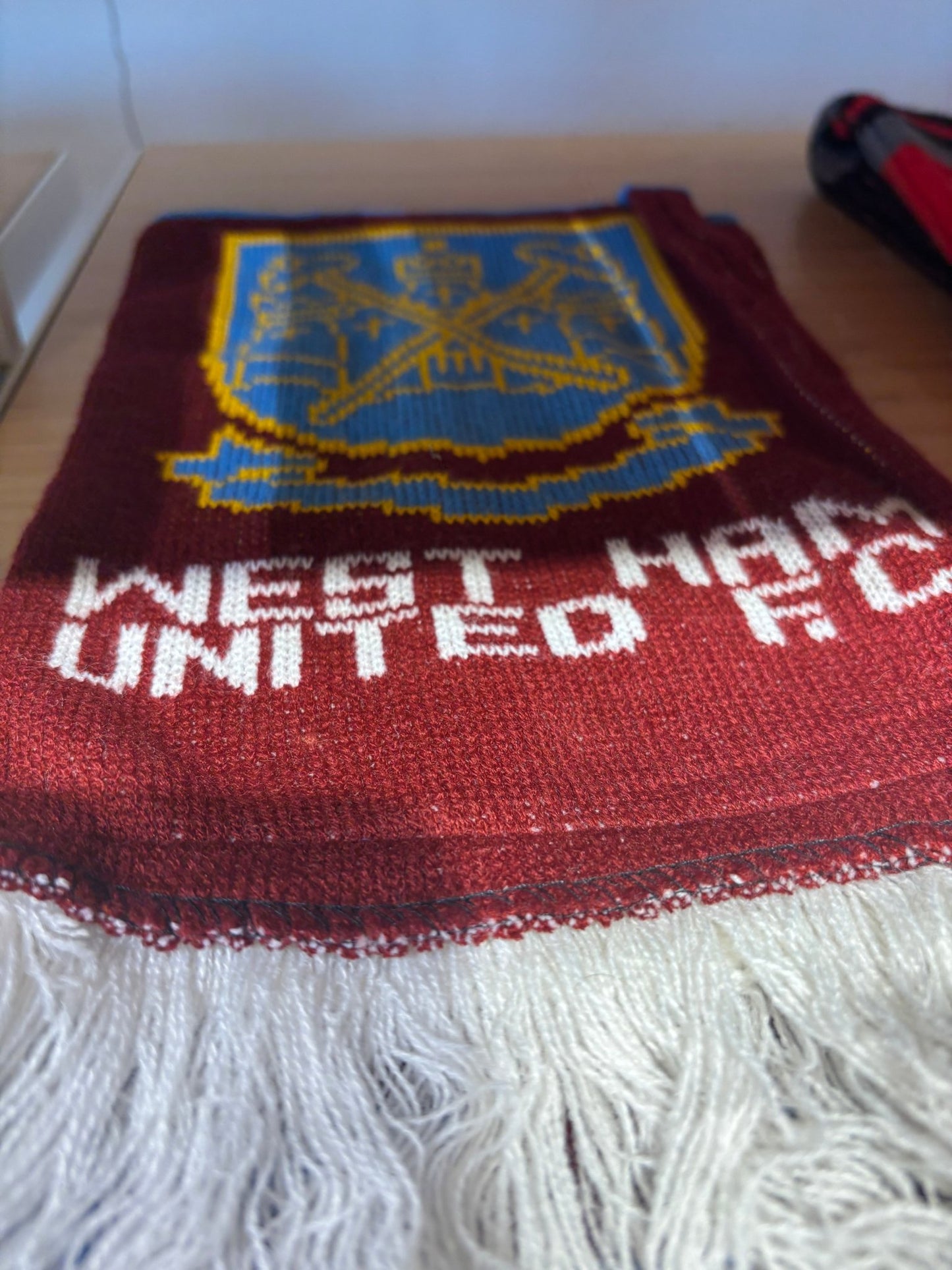 Authentic Football Scarves | Vintage Football Scarves - TheFootballIdiots