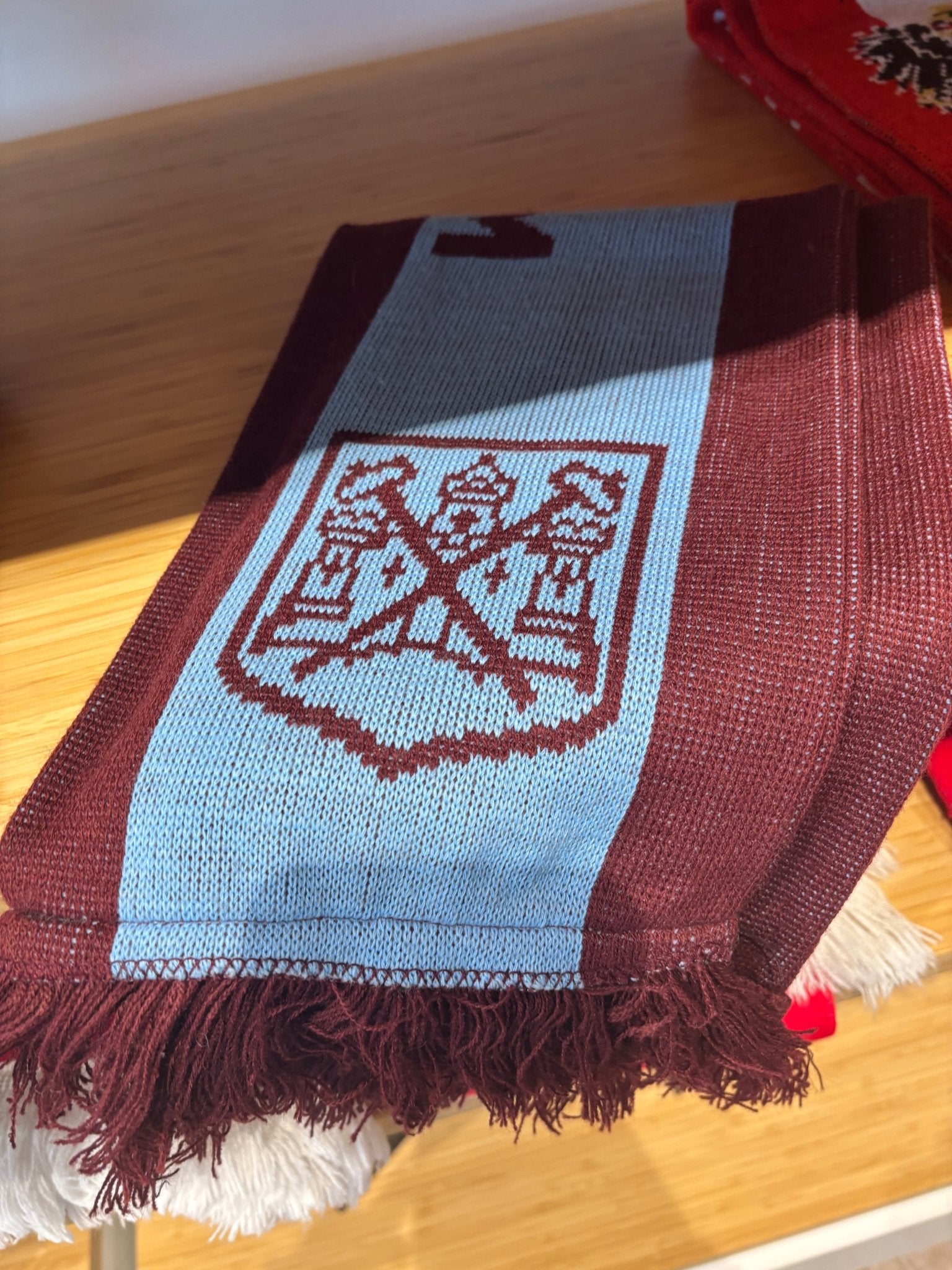 Authentic Football Scarves | Vintage Football Scarves - TheFootballIdiots