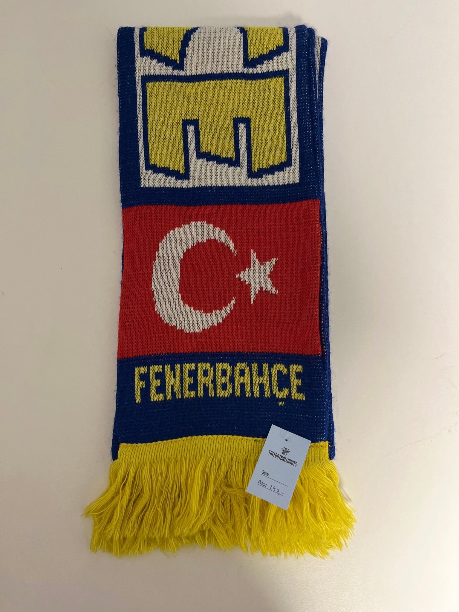 Fenerbahce Scarves - 9/10 - TheFootballIdiots