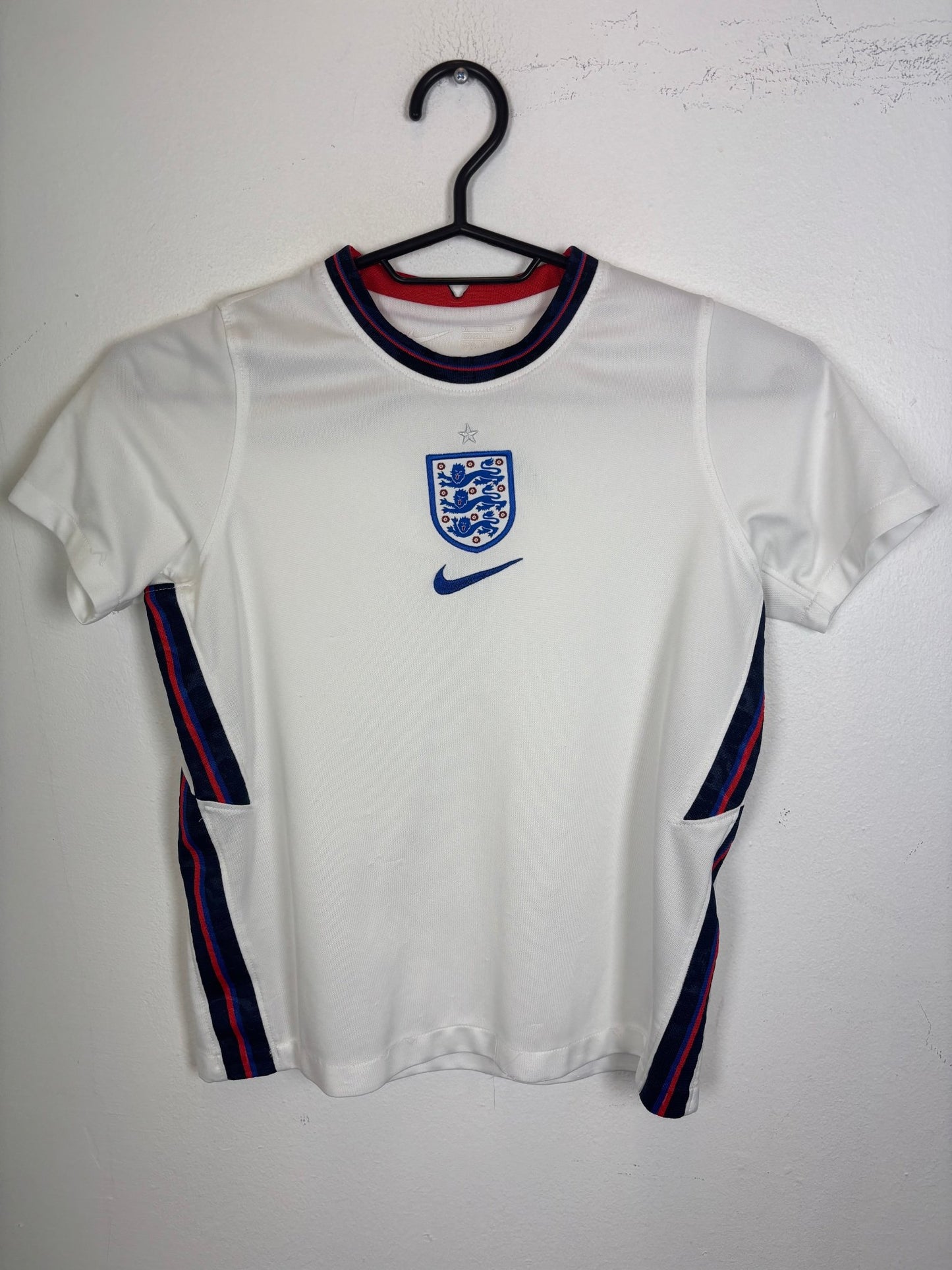 Nike England 2020 home football shirt in white, kids sizing, with the Three Lions crest, genuine original football shirt