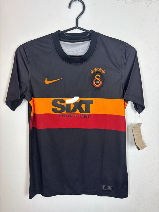 Nike Galatasaray 2021/22 away football shirt in kids sizing with the Turkish club crest, genuine original football shirt