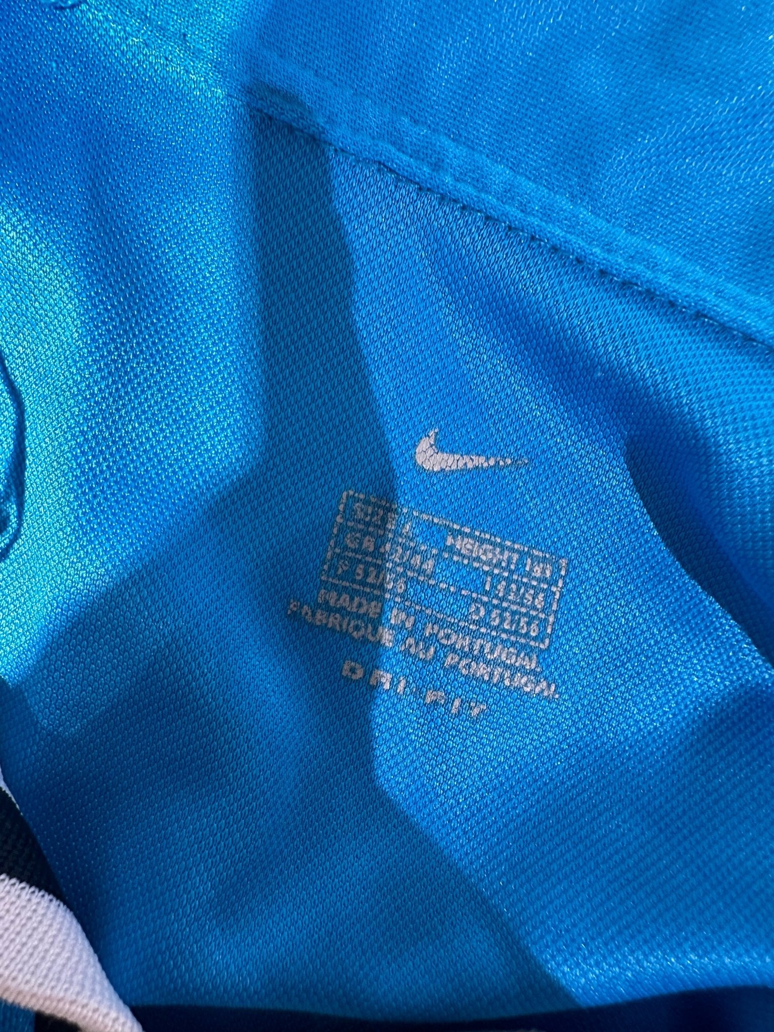 Back of the vintage PSV Eindhoven 2002/03 Nike away shirt without nameset, adult size L, shown in full rear detail