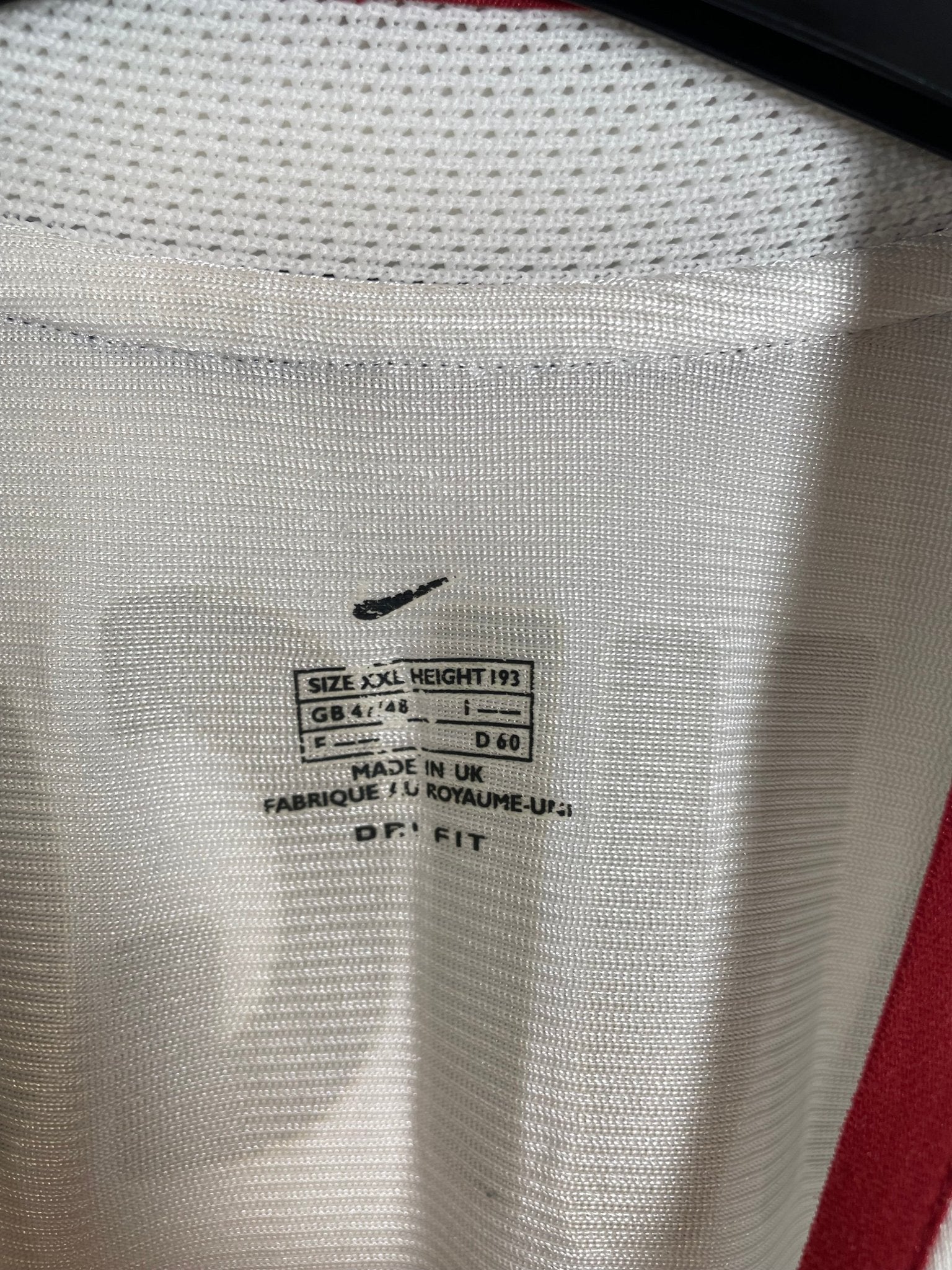 Back of the Nike Rangers 2001/02 away shirt with the Claudio Caniggia number 7 print, photographed against a plain background