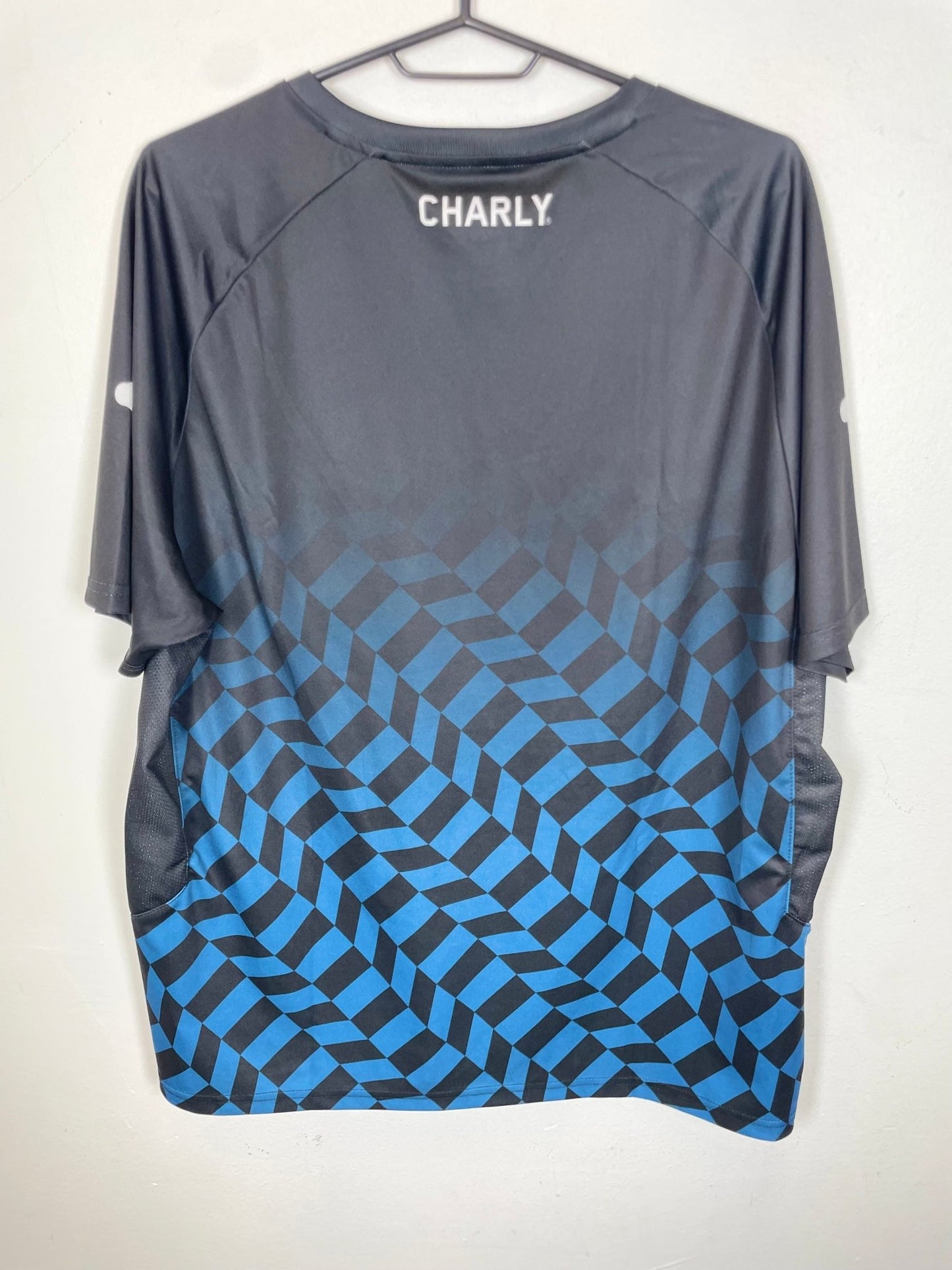 Queretaro FC Training Shirt - TheFootballIdiots
