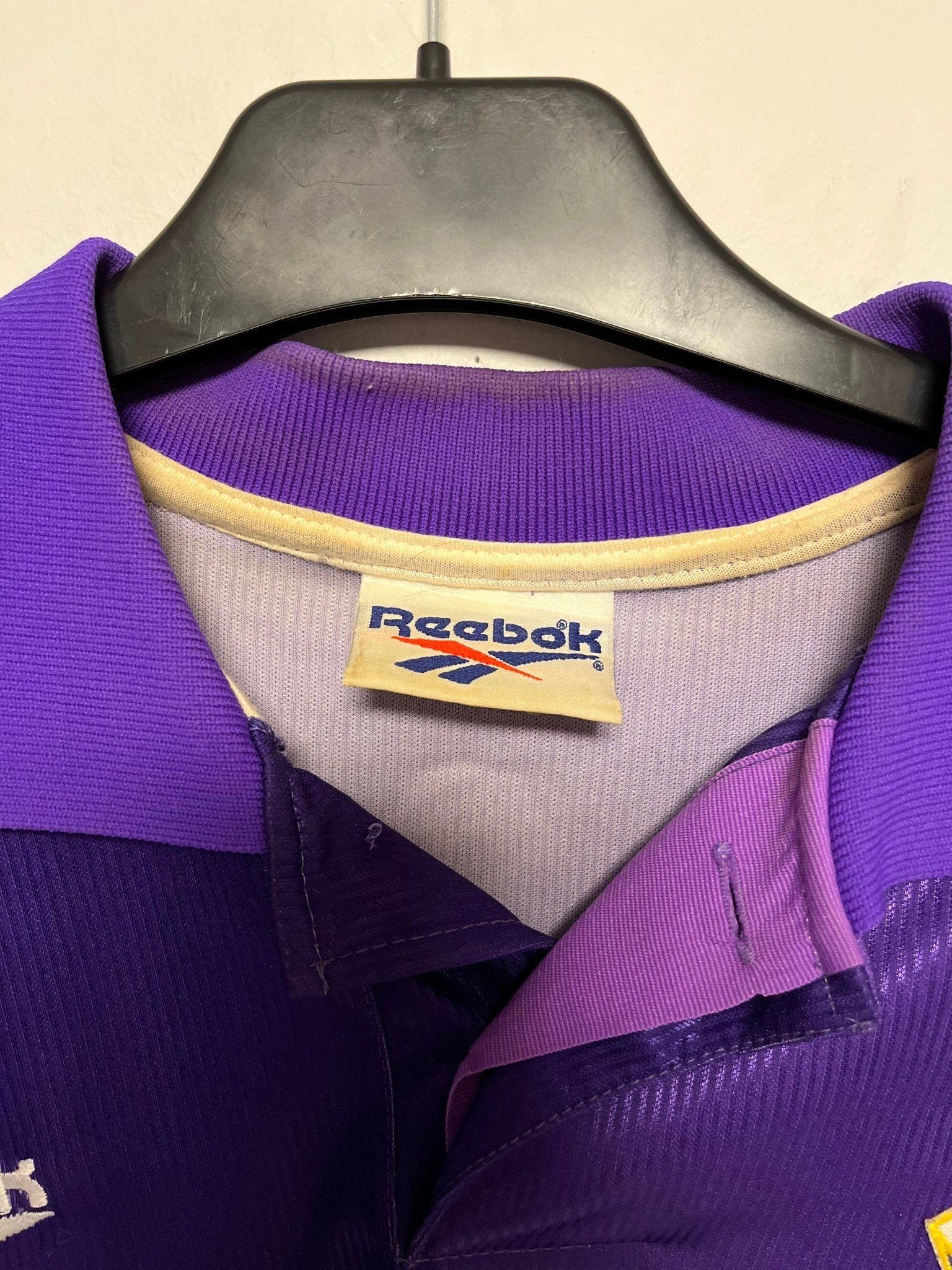 Reebok Fiorentina Home Shirt 1996-97 Falcone 16 - TheFootballIdiots