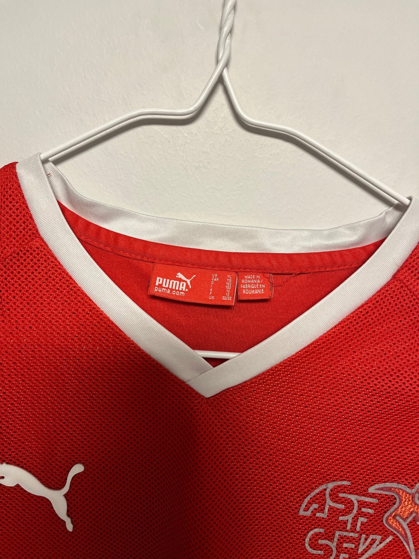 Switzerland Home 08/09 kids - TheFootballIdiots