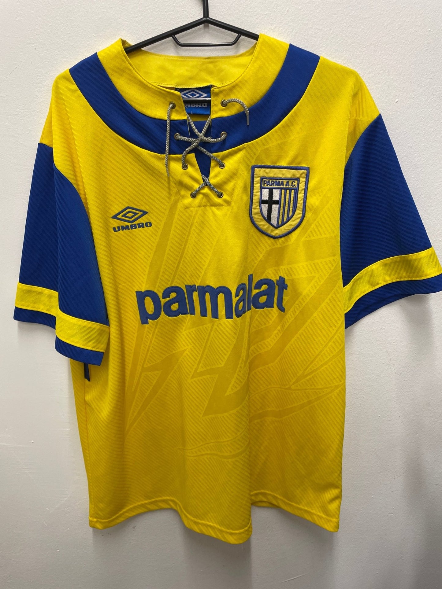 Umbro Parma Away 93/95 Asprilla 11 - 9/10 - TheFootballIdiots