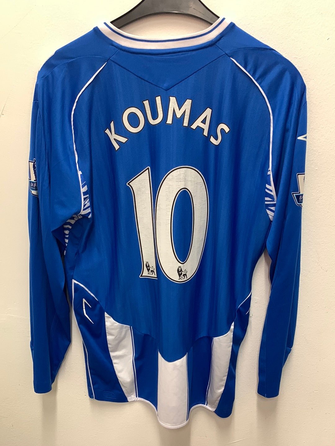 Wigan Home 07/08 Koumas 10 LS - TheFootballIdiots